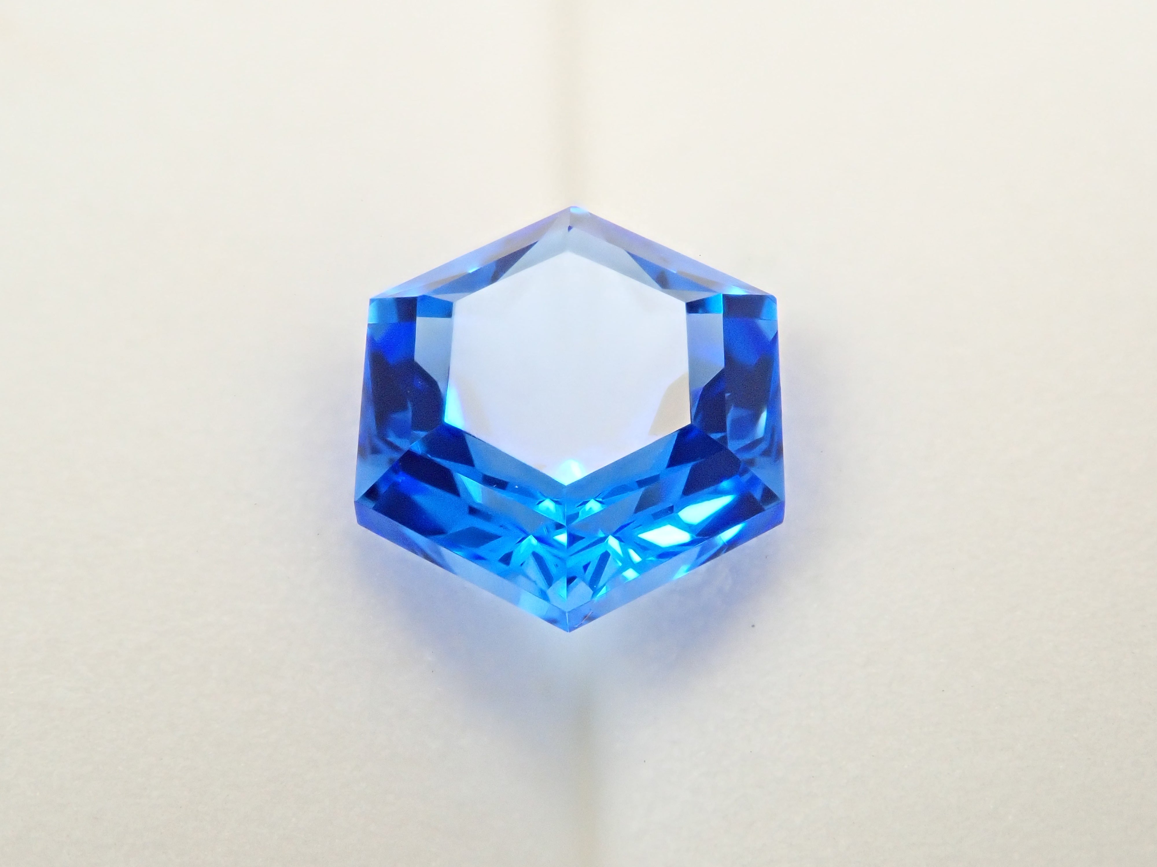[Yukinko Cut] Siberian Blue Quartz (Synthetic Quartz) 2.420ct Loose Stone