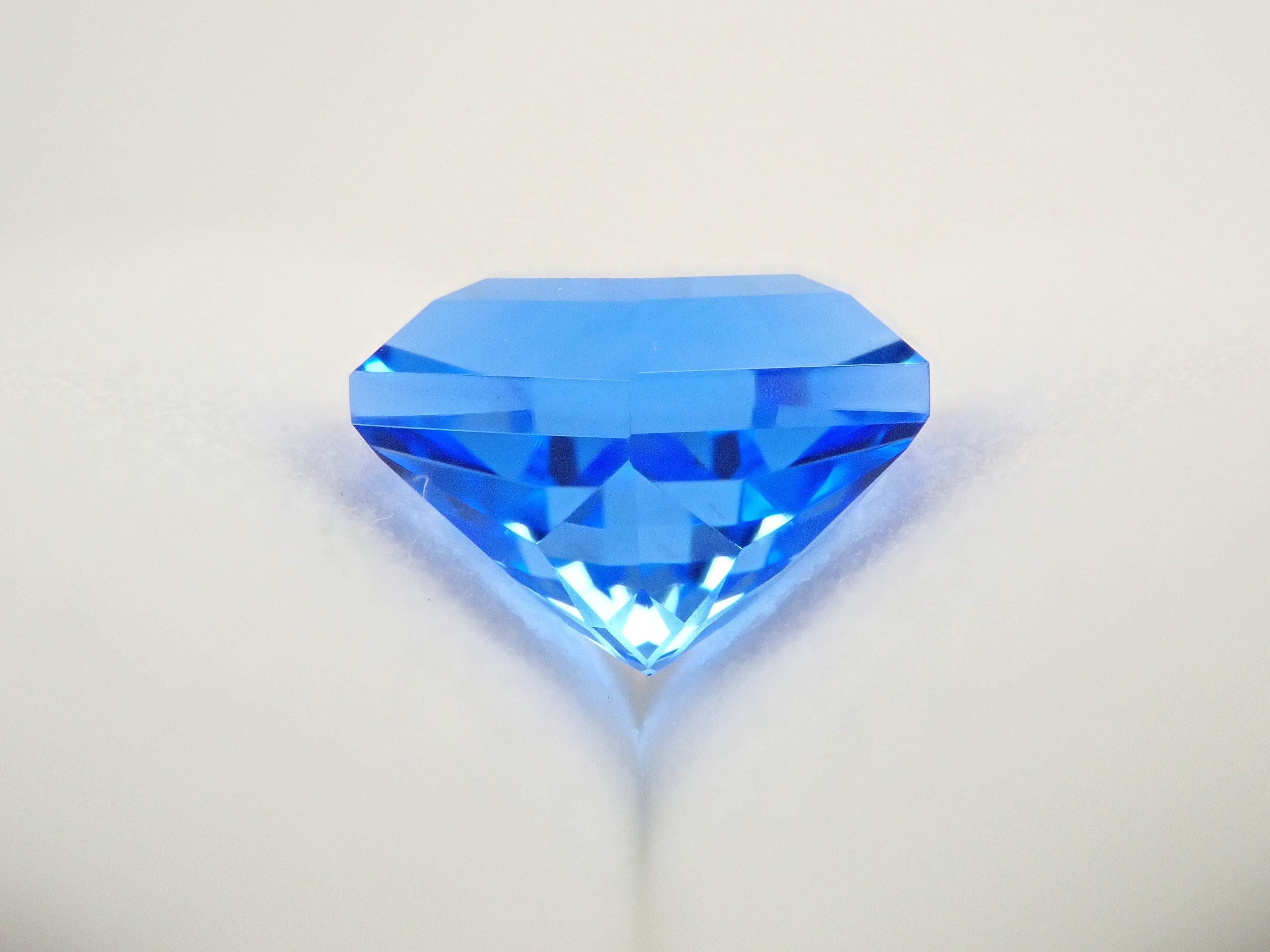 [Yukinko Cut] Siberian Blue Quartz (Synthetic Quartz) 2.420ct Loose Stone