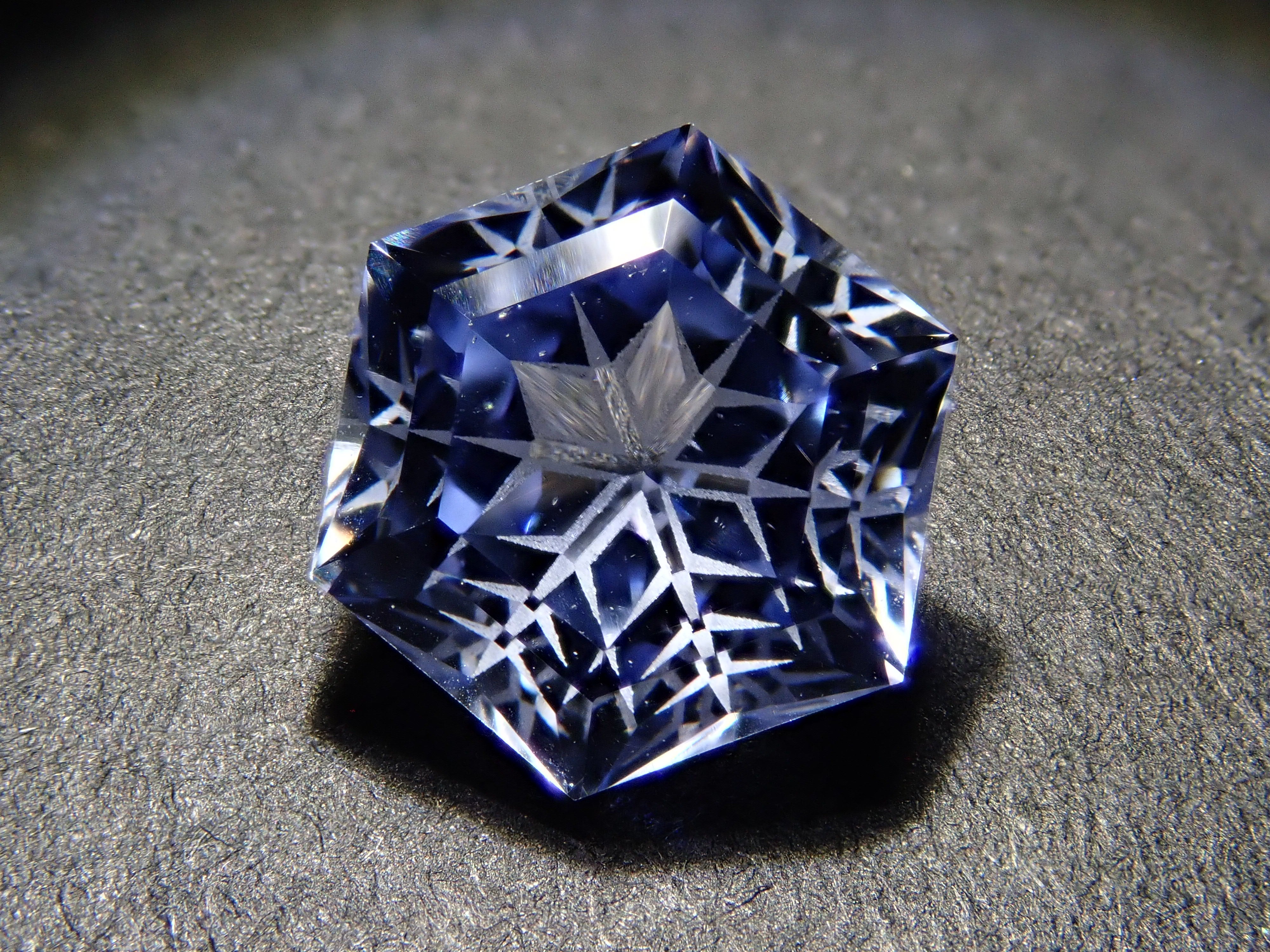 Yukinko Cut] Synthetic Sapphire 2.220ct Loose (Synthetic Blue
