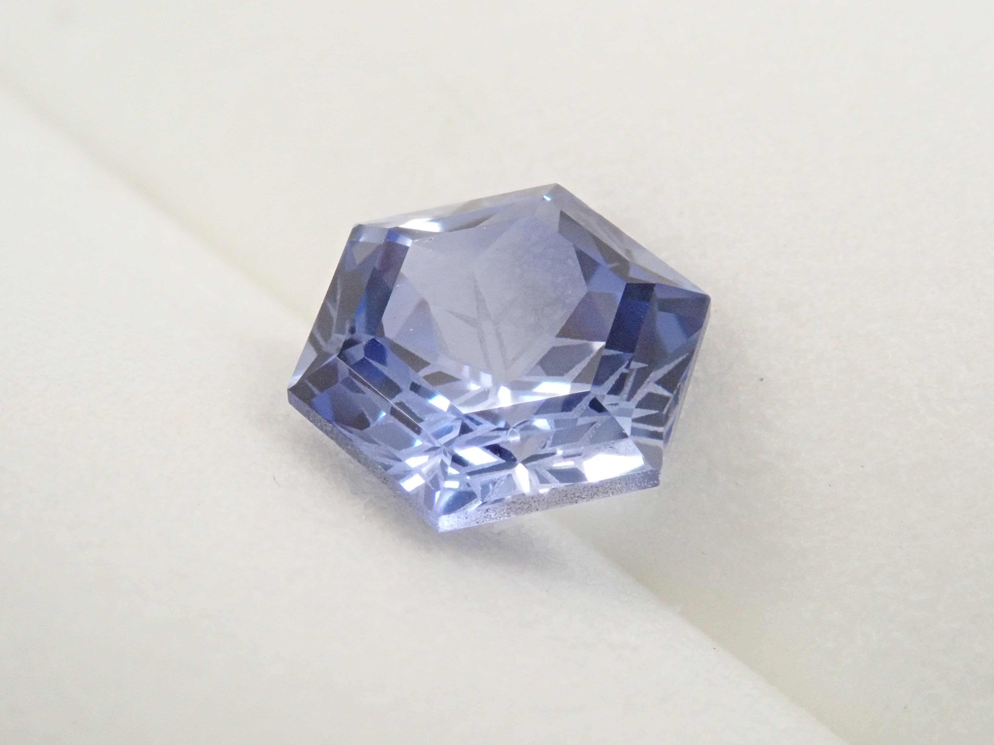 [Yukinko Cut] Synthetic Sapphire 2.102ct Loose Stone
