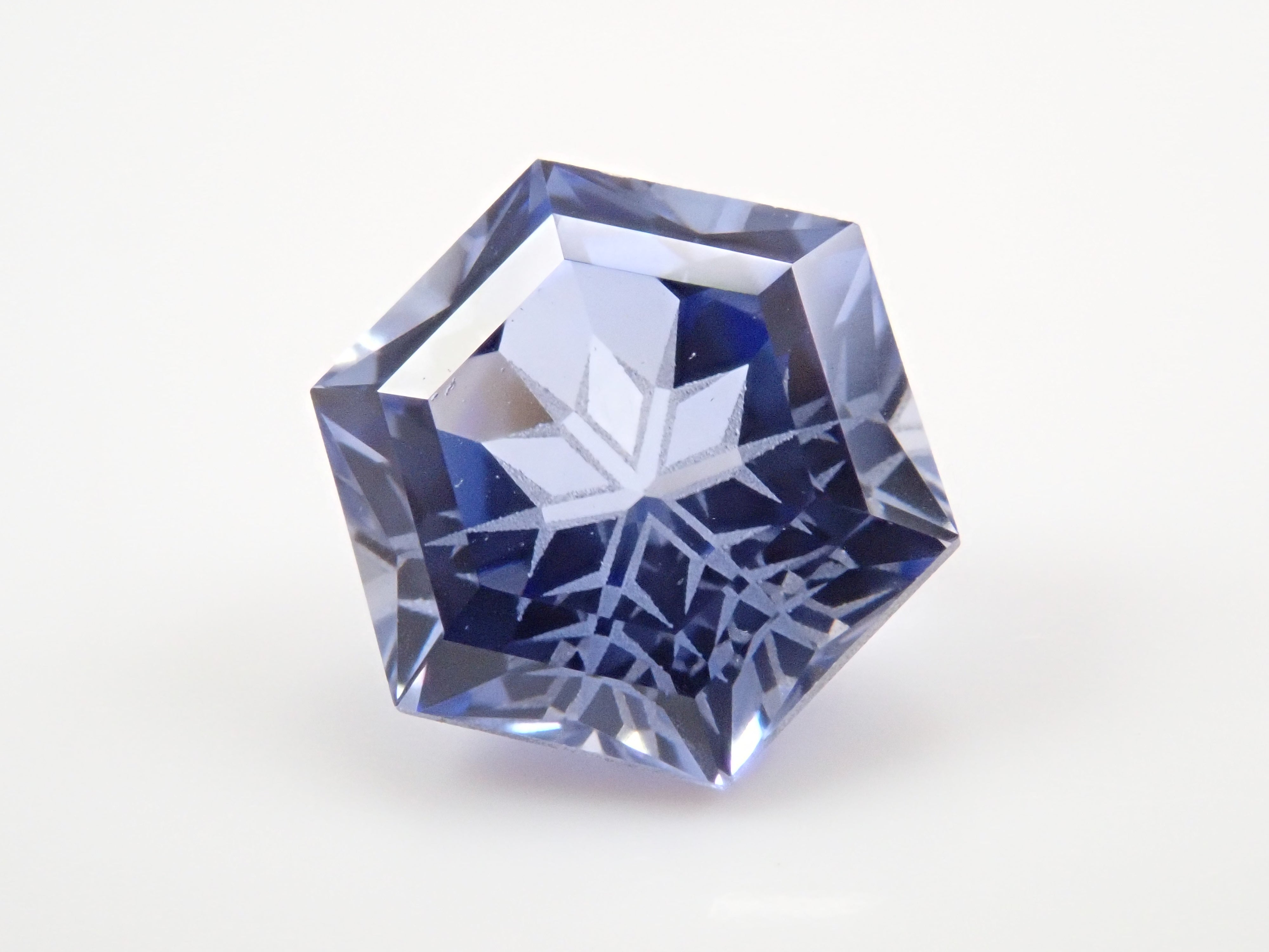 [Yukinko Cut] Synthetic Sapphire 2.102ct Loose Stone