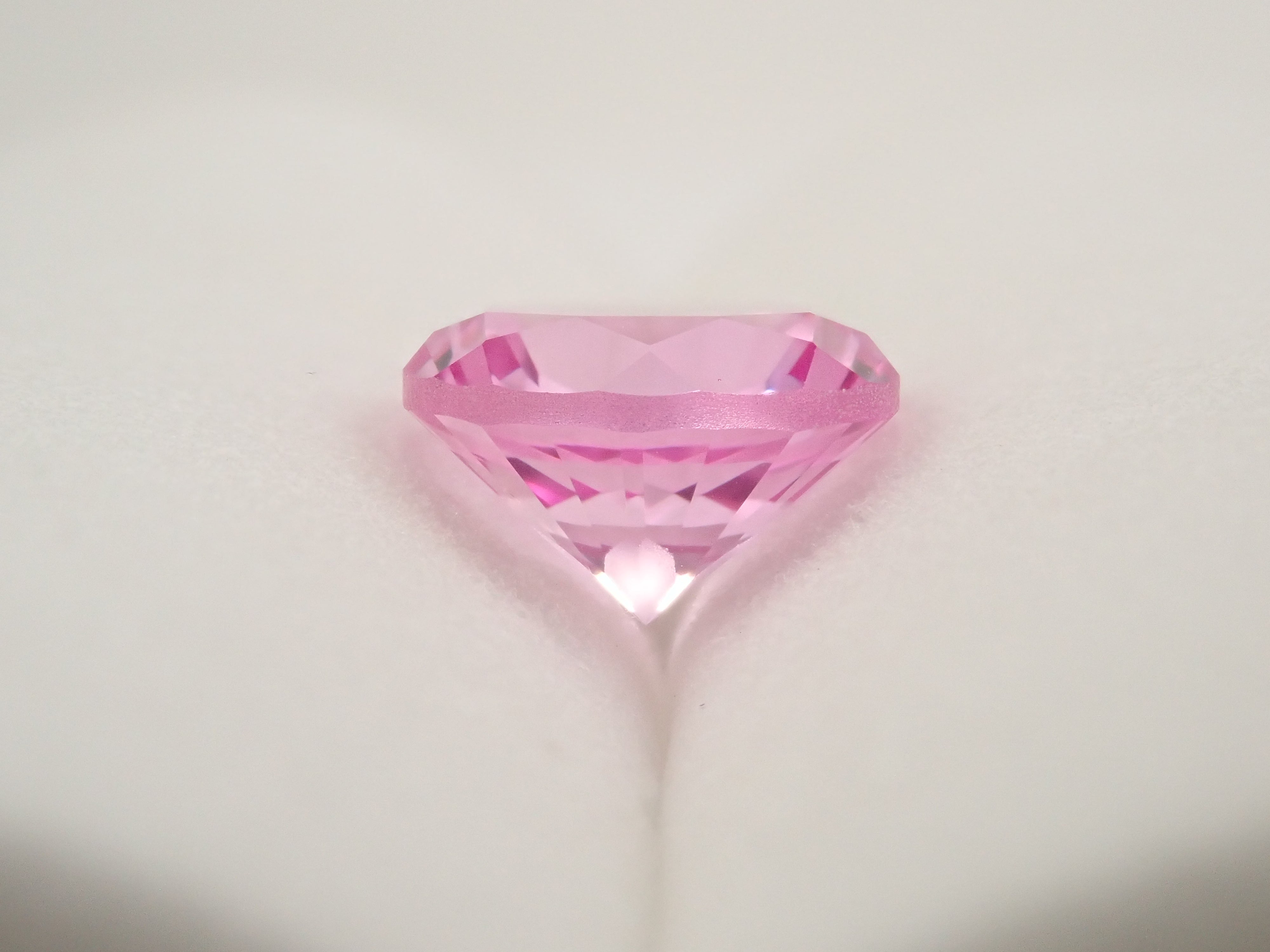[Sakura InCut] Synthetic Sapphire 2.610ct Loose Stone (Synthetic Pink Sapphire)