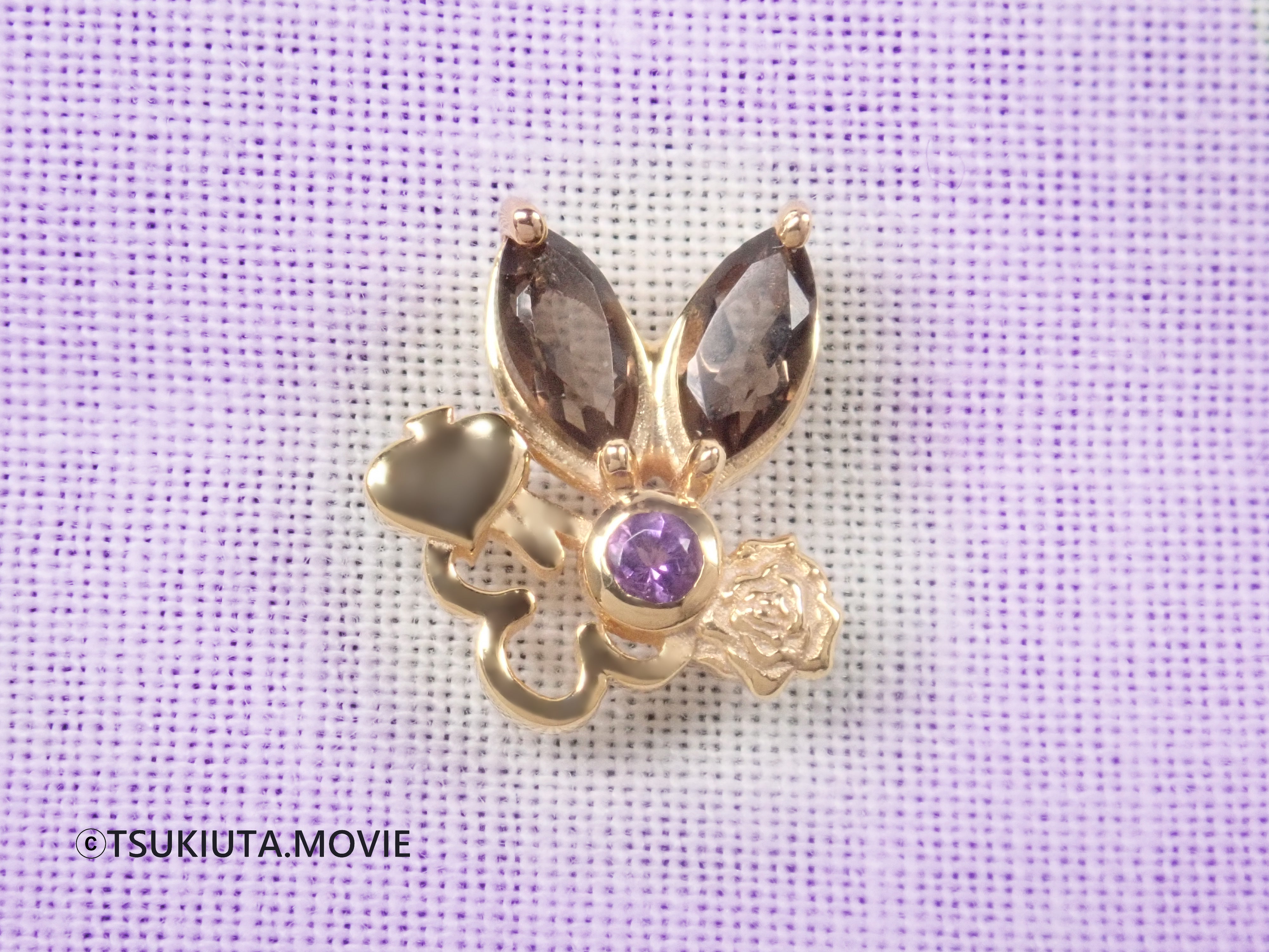 [Sales end on Sunday, July 21] "TSUKIUTA." Movie version RABBITS KINGDOM THE MOVIE x KARATZ collaboration bunny ear earrings "Black Rabbit Kingdom"