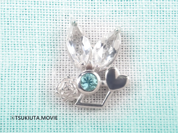 "TSUKIUTA." Movie version RABBITS KINGDOM THE MOVIE × KARATZ collaboration Rabikin - Rabbit earrings "White Rabbit Kingdom"