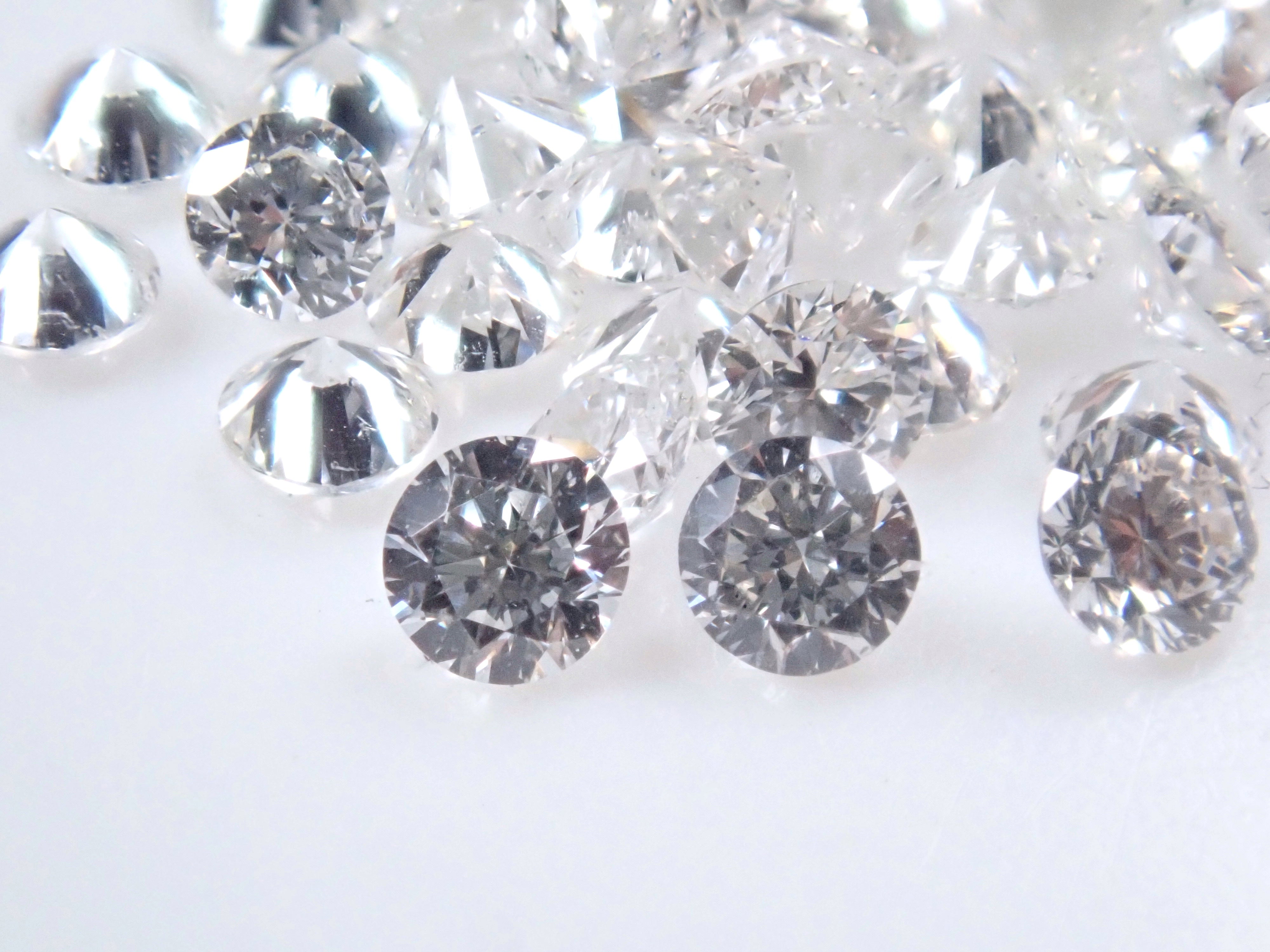 Diamond 1.2mm (VS class, DG color, round cut, melee diamond) 1 loose stone {Multiple purchase discounts available}