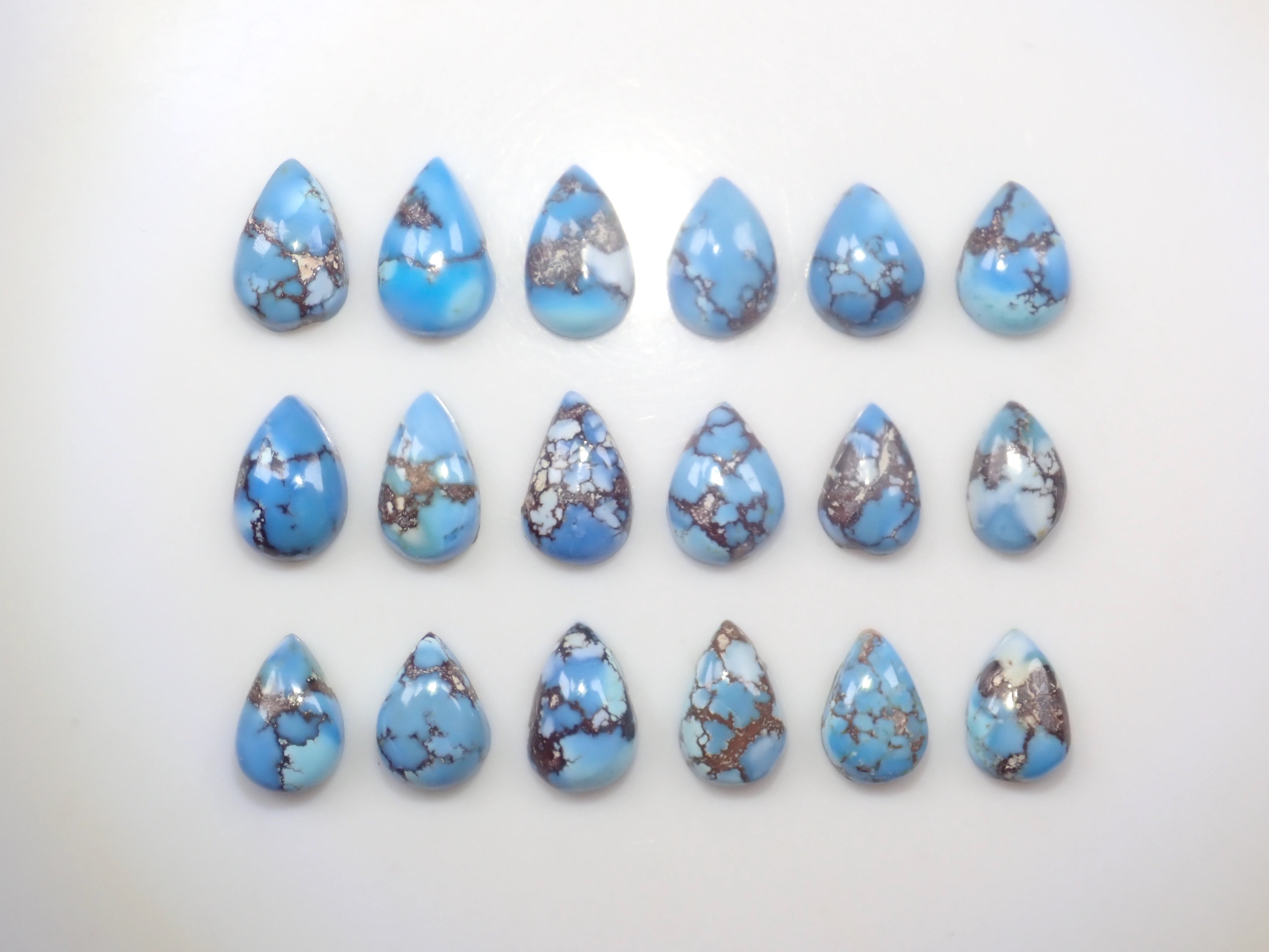 【1/24 22時販売】《限定18石》カザフスタン産ゴールデンヒルターコイズ（トルコ石,12月誕生石,平均1.3ct）《複数購入割引有》