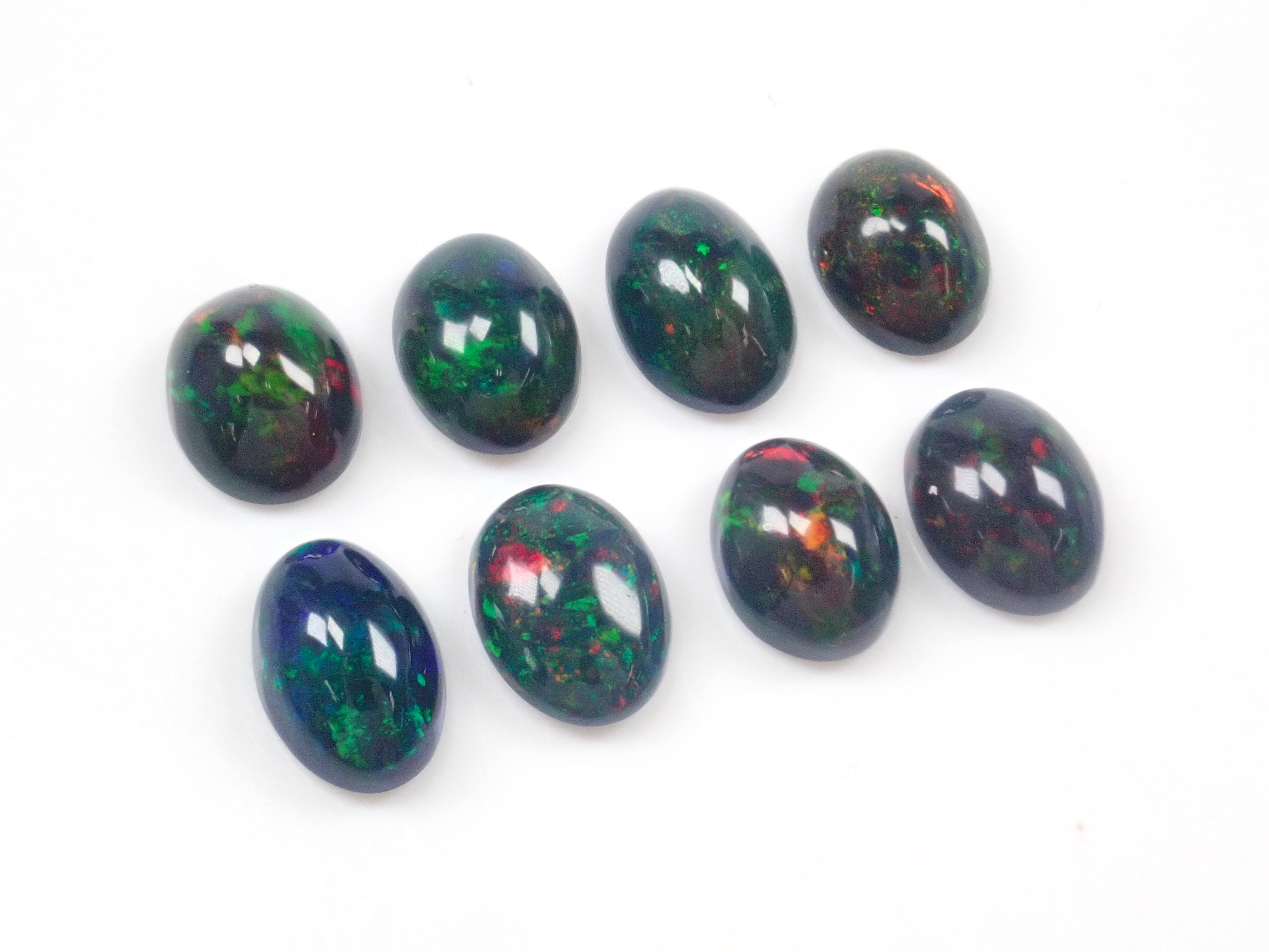 Limited to 8 stones: Ethiopian black opal (heat-treated, identification instructions included, average 2ct, approx. 11x8mm) 1 loose stone (multiple purchase discounts available)