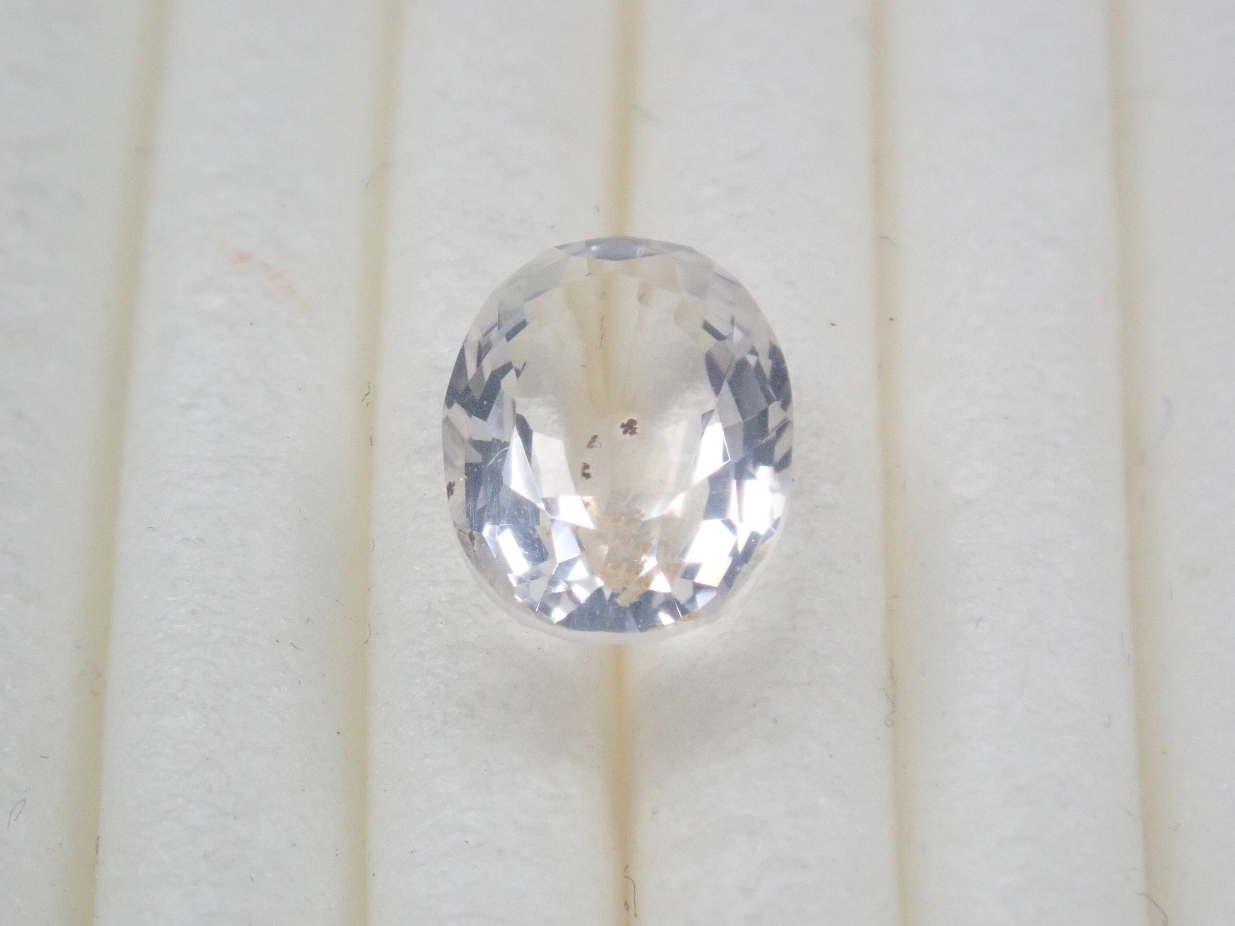 【11/22 22時販売】ブラジル産ロッククリスタル1.105ct1石ルース（内部に特徴的インクルージョン） 日独鑑 《複数購入割引有》