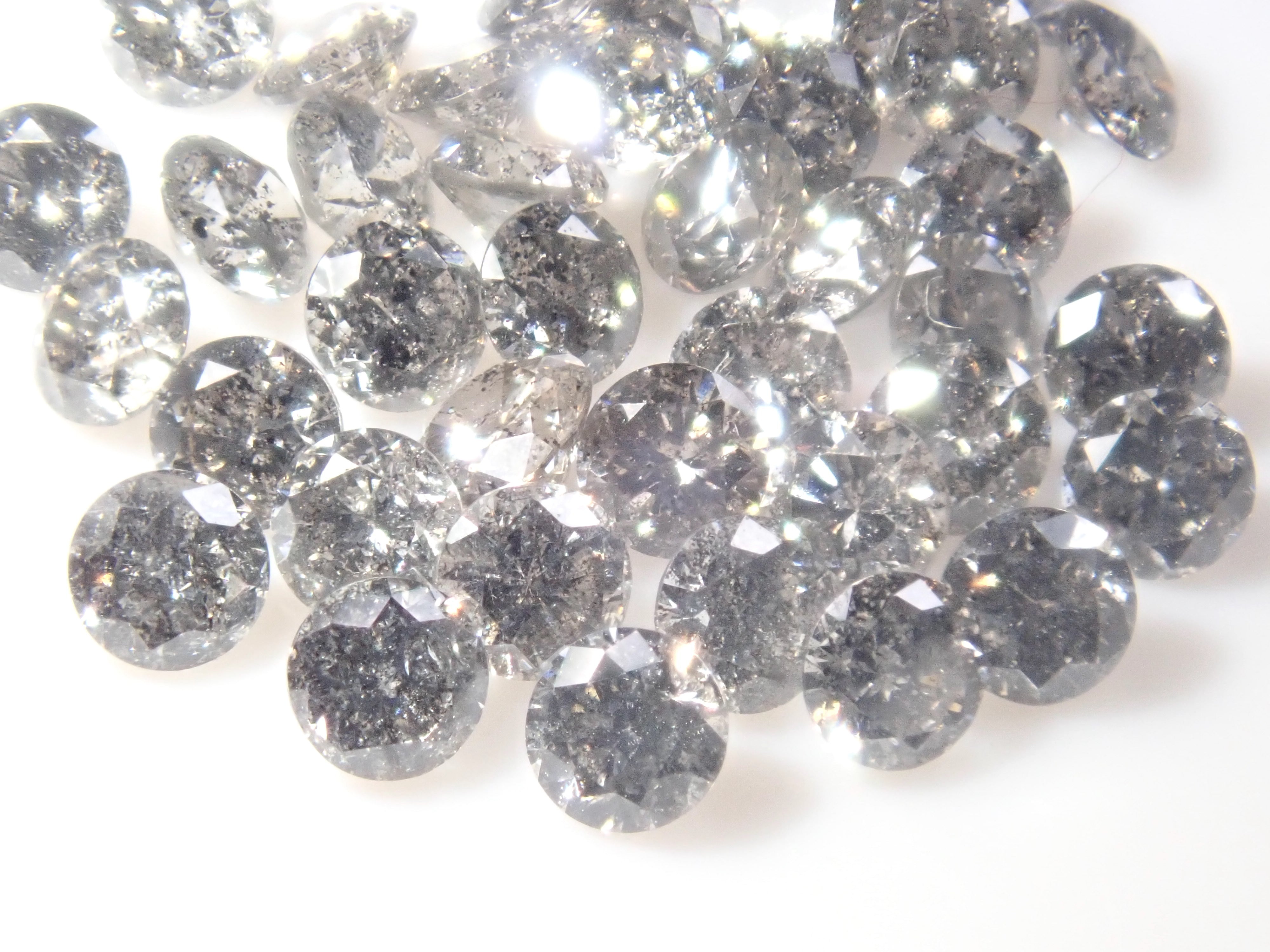 [On sale from 10pm on 12/7] {Limited to 40 stones} Salt and pepper diamond (2mm, melee diamond) 1 loose stone {Multiple purchase discounts available}