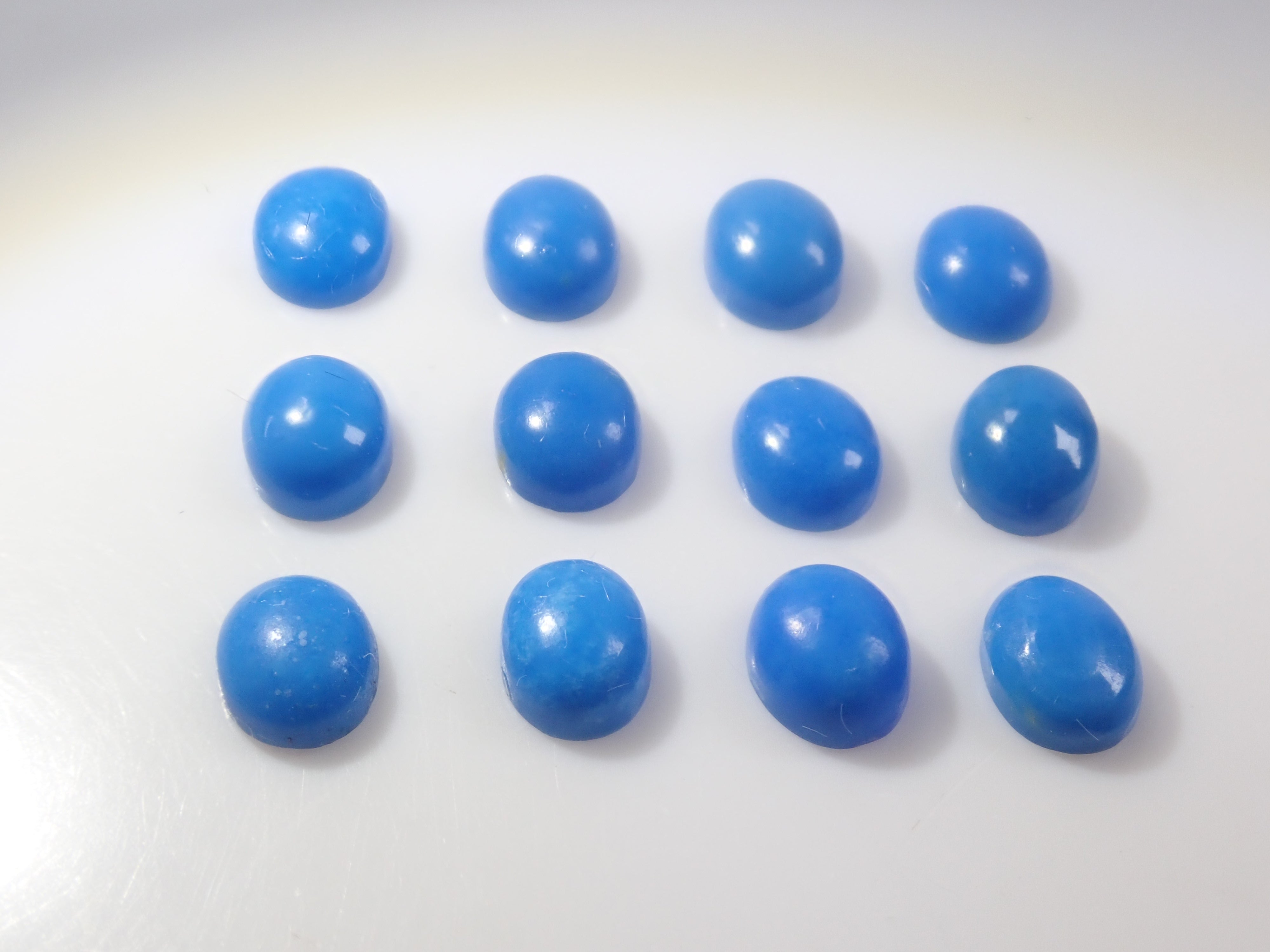 数量限定》セルレアイト（和名：疑トルコ石）4×5mm カボション1石