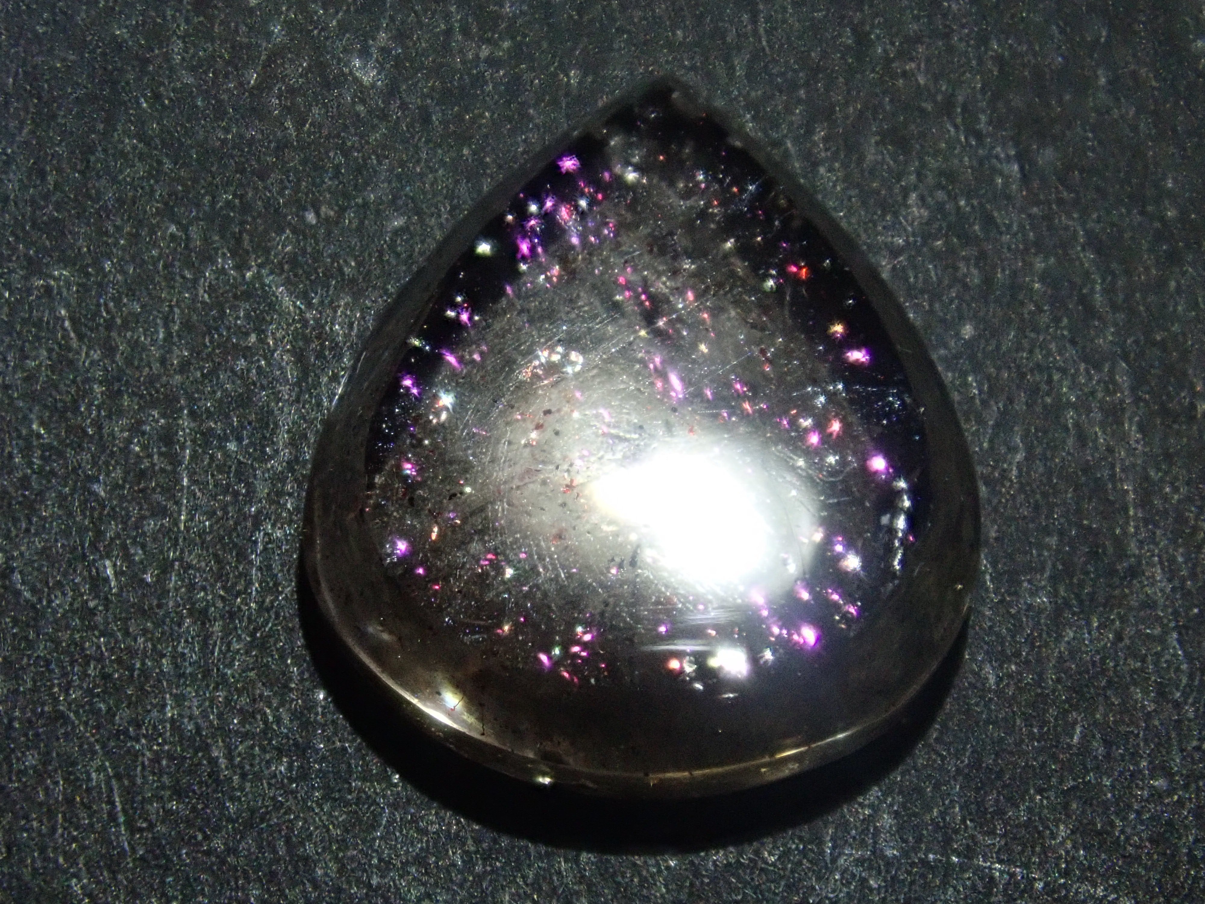 ティンカーベルクォーツ ピンクファイヤークォーツ ペンダントトップ 未使用 ブラジル産ティンカーベルクォーツ（ピンクファイヤークォーツ） 4.569