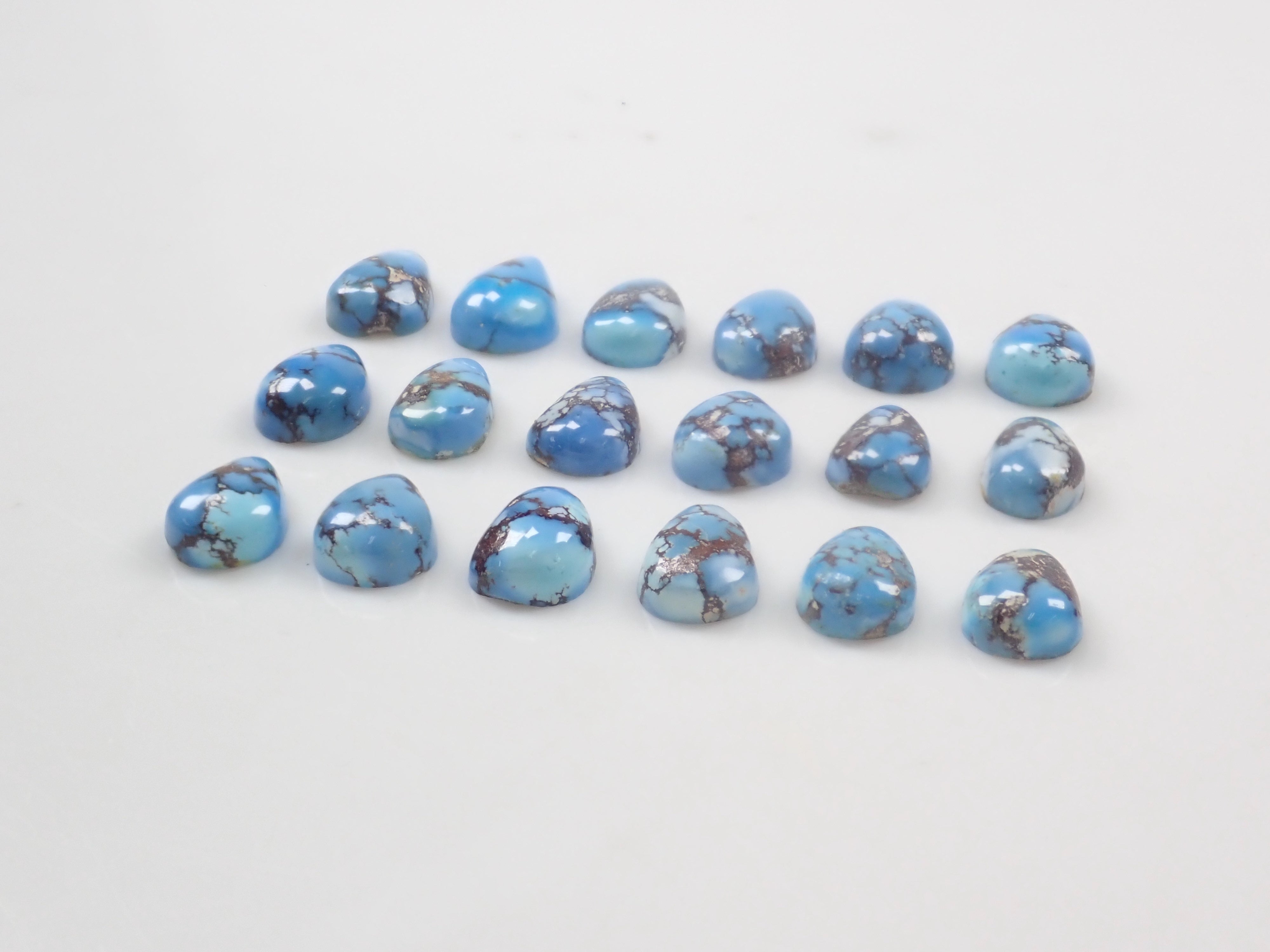 【1/24 22時販売】《限定18石》カザフスタン産ゴールデンヒルターコイズ（トルコ石,12月誕生石,平均1.3ct）《複数購入割引有》