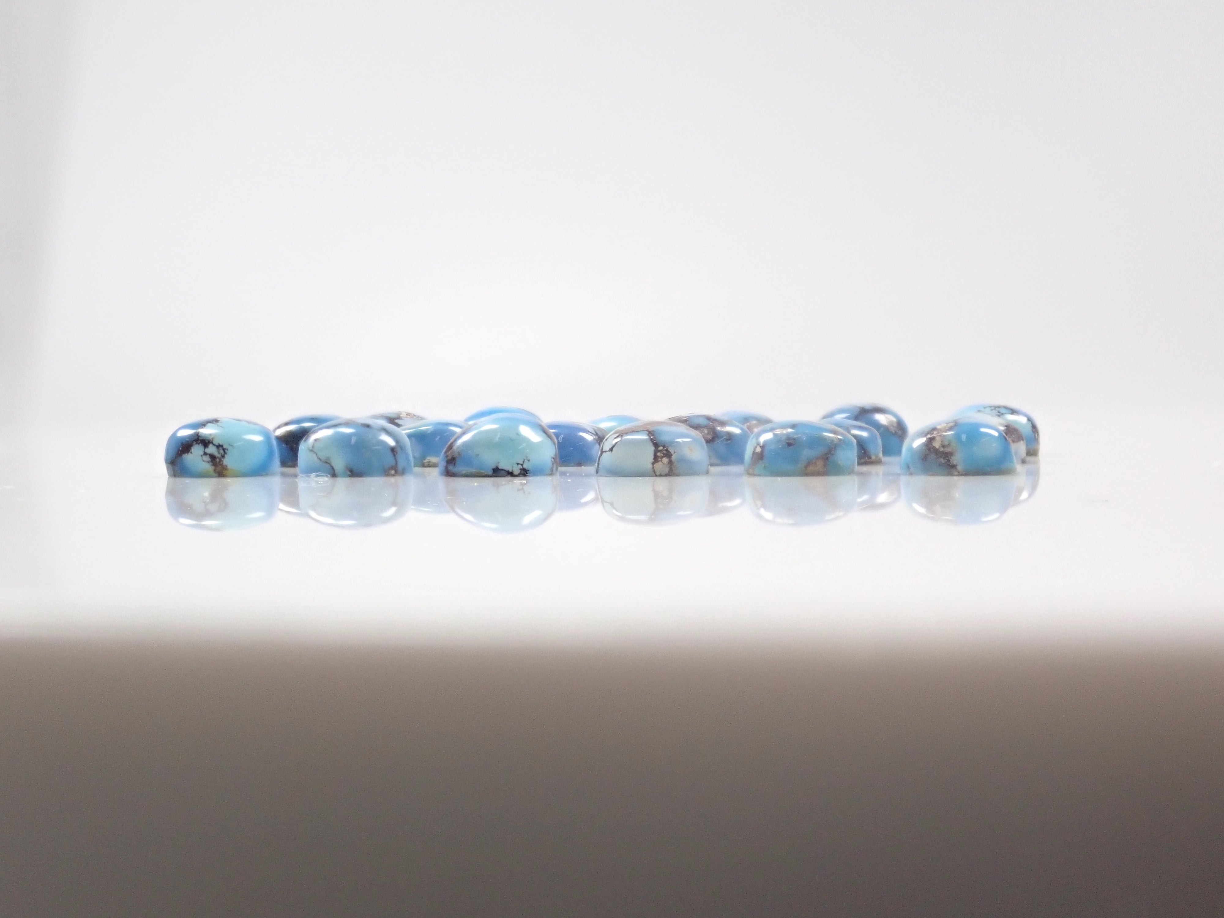 【1/24 22時販売】《限定18石》カザフスタン産ゴールデンヒルターコイズ（トルコ石,12月誕生石,平均1.3ct）《複数購入割引有》