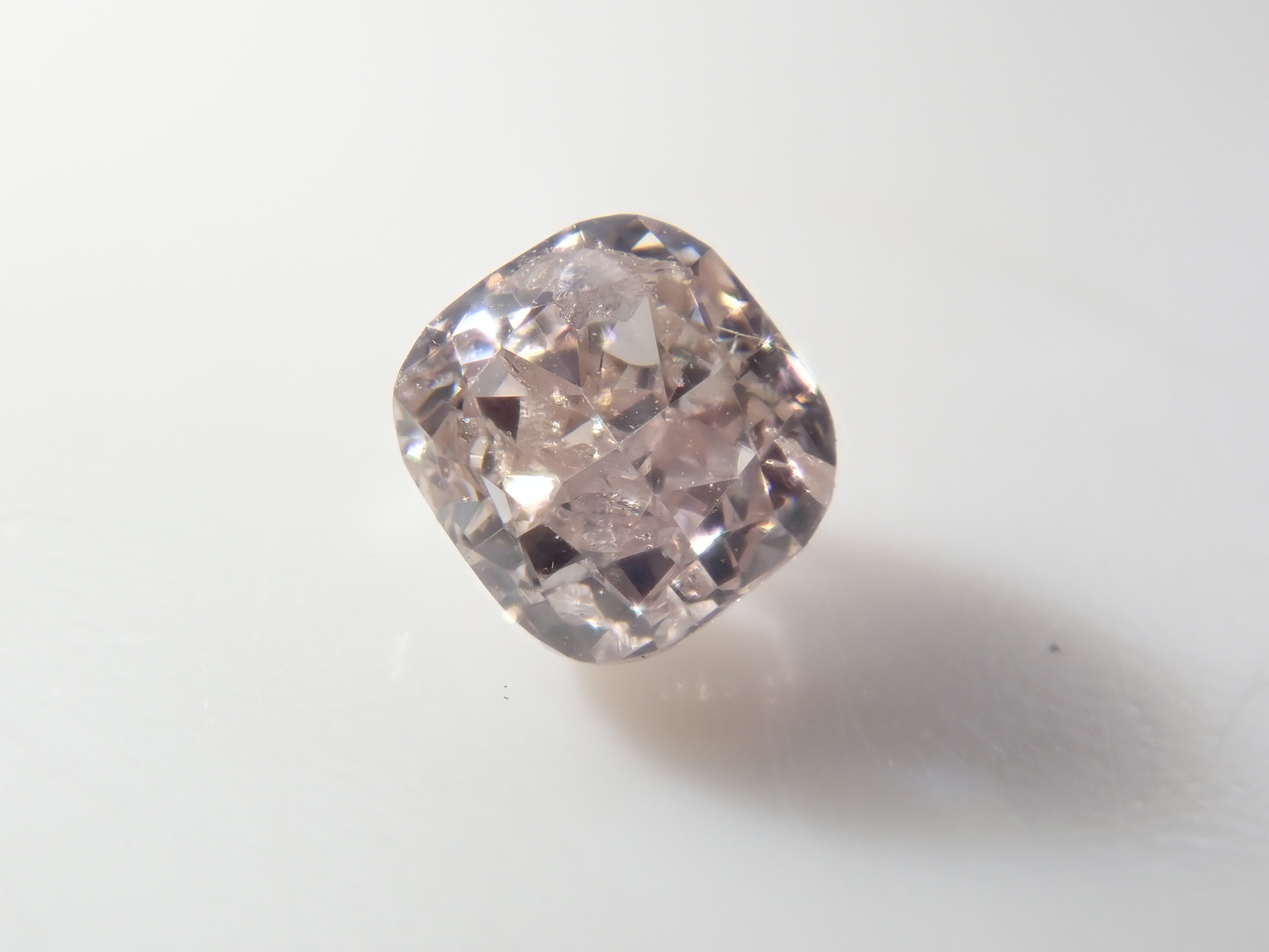 【7/5 22時販売】《7月キャンペーン限定企画》《限定5石》ピンクダイヤガチャ💎Fancy Lightピンクダイヤモンドなど1石ルース（全石ソーティングor鑑定書付き）《複数購入割引有》　