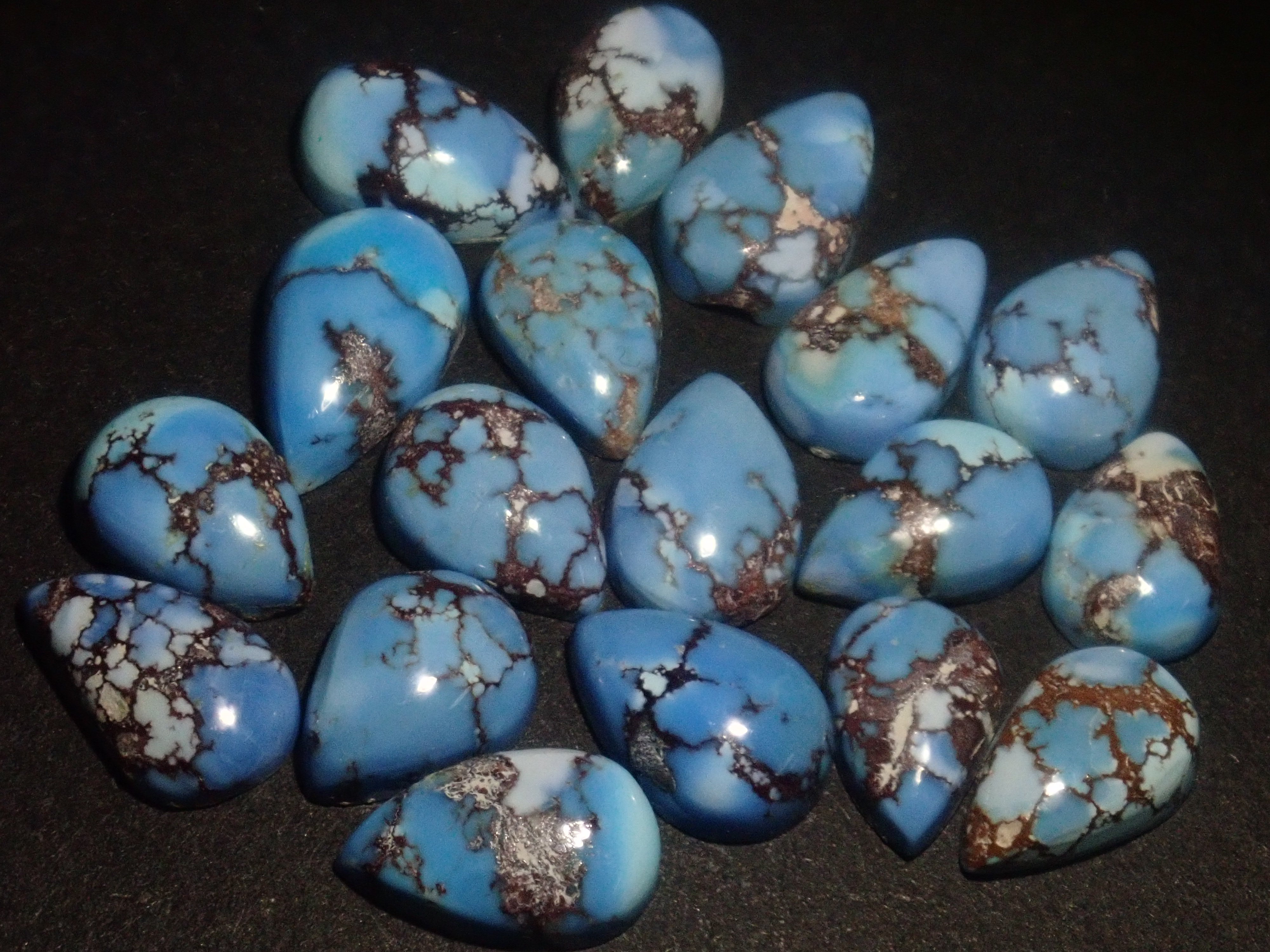 【1/24 22時販売】《限定18石》カザフスタン産ゴールデンヒルターコイズ（トルコ石,12月誕生石,平均1.3ct）《複数購入割引有》