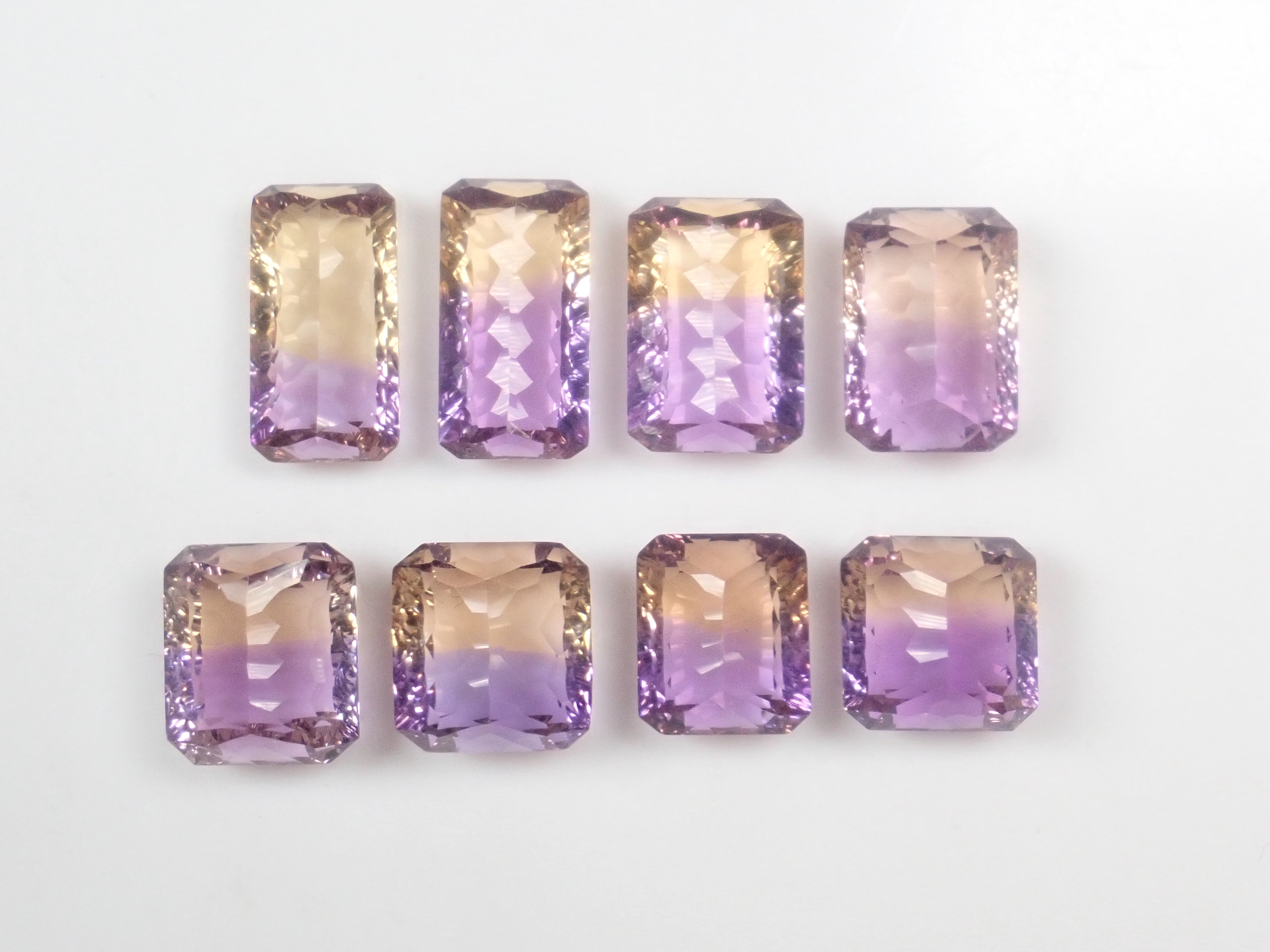 [On sale at 22:00 on 6/20] {Limited to 8 stones} 1 Brazilian ametrine loose stone (concave cut, average 7ct) {Multiple purchase discounts available}
