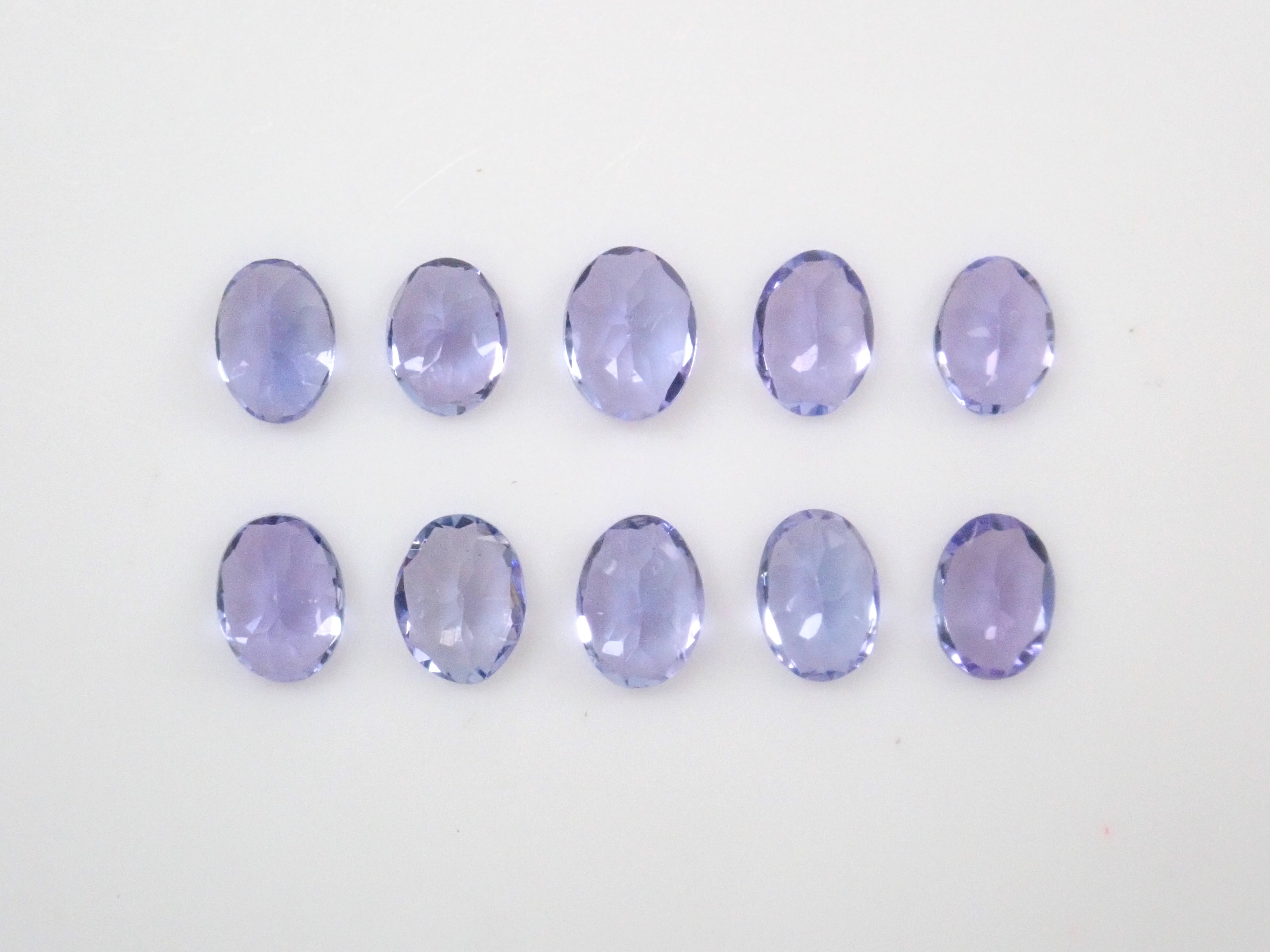 Limited to 11 stones: Set of 2 Tanzanite rough stones and loose stones from Tanzania: Discounts for multiple purchases