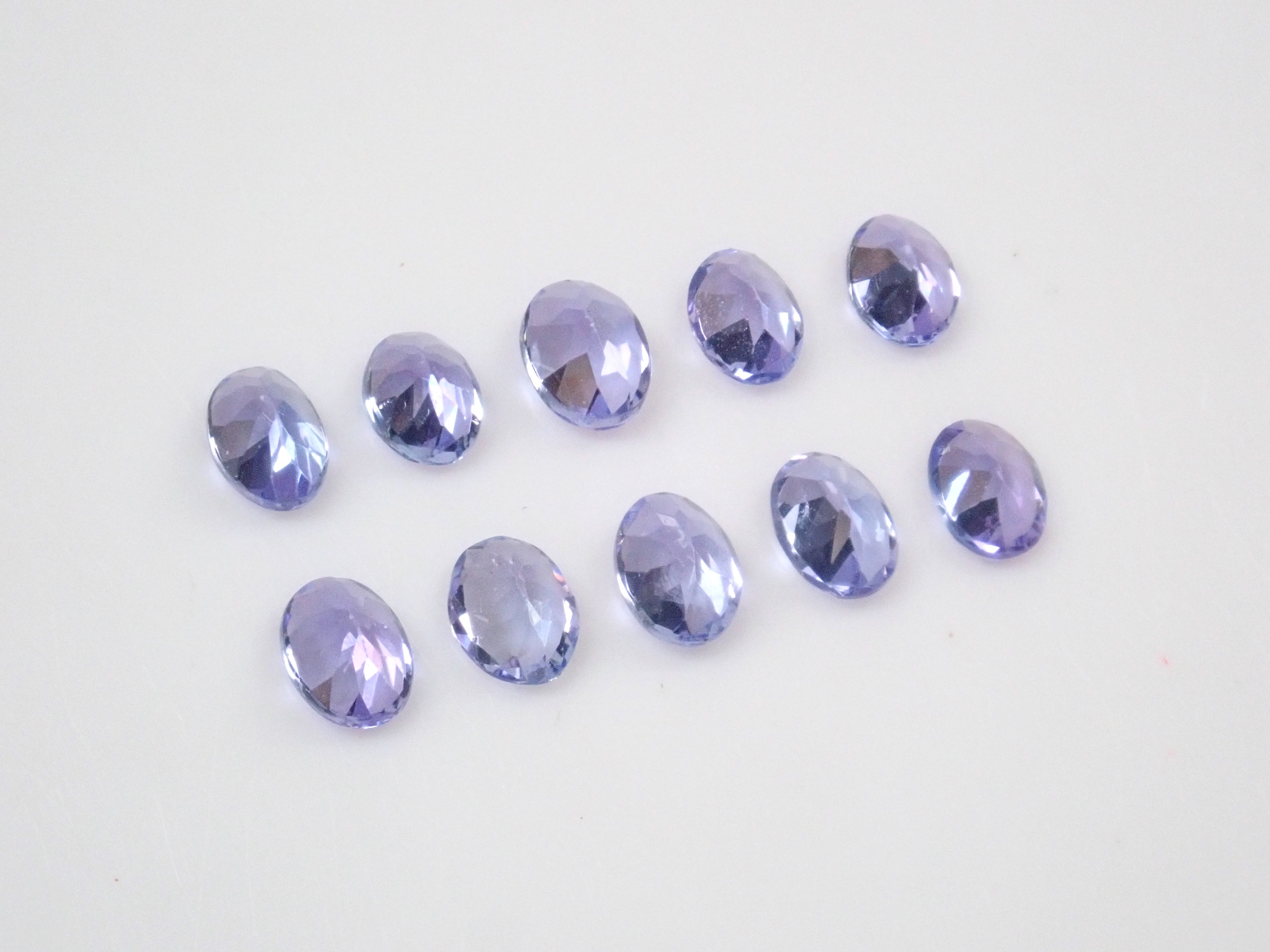 Limited to 11 stones: Set of 2 Tanzanite rough stones and loose stones from Tanzania: Discounts for multiple purchases