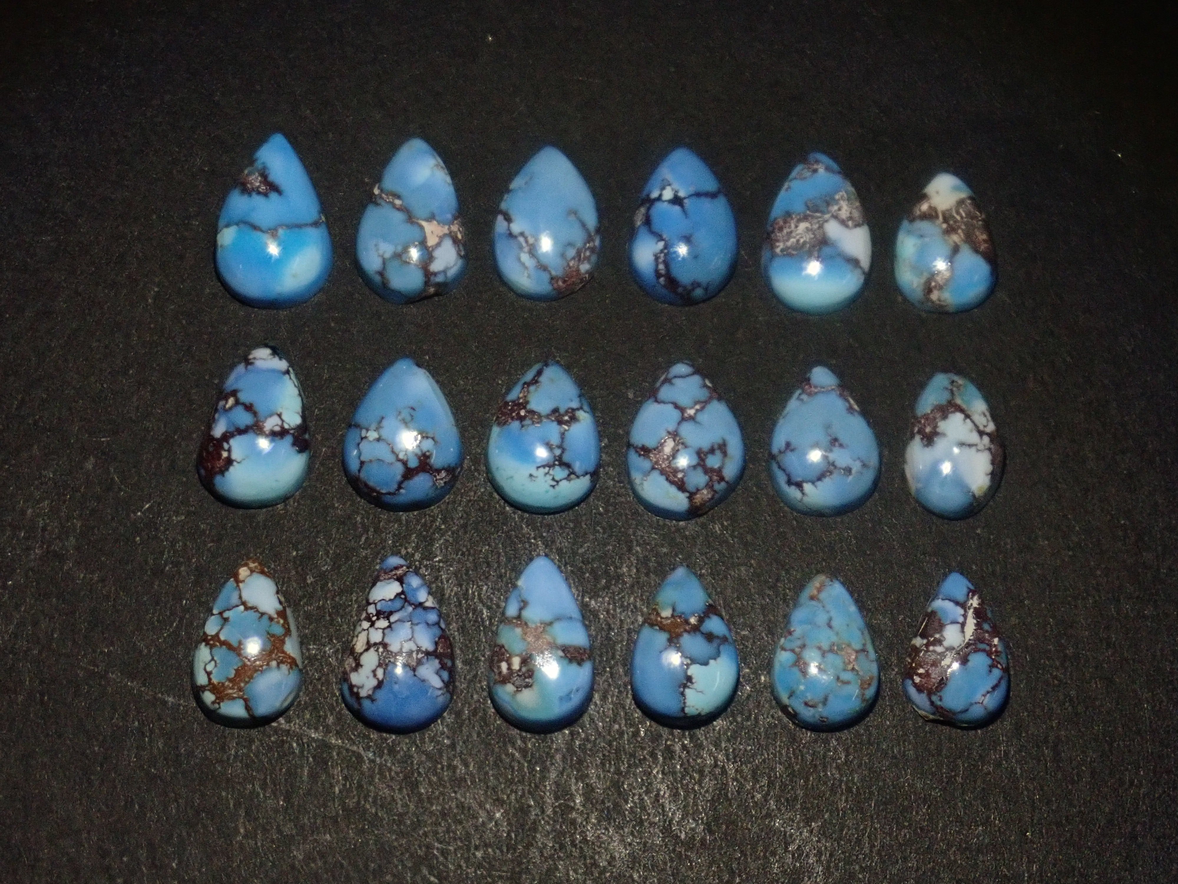 【1/24 22時販売】《限定18石》カザフスタン産ゴールデンヒルターコイズ（トルコ石,12月誕生石,平均1.3ct）《複数購入割引有》