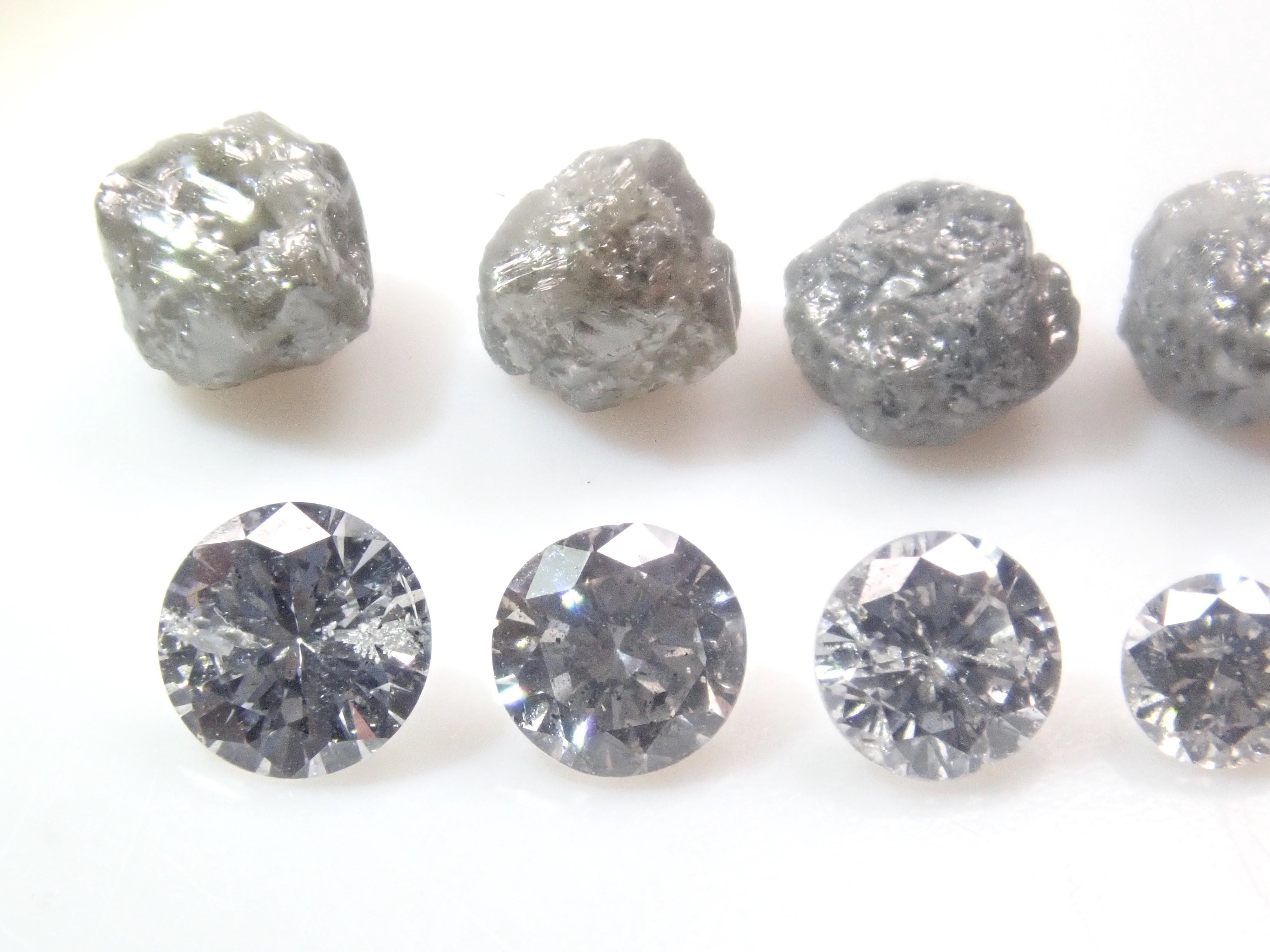 Limited to 5 sets! Fluorescent Diamond Gacha! 💎 Set of 2 loose diamonds (2.4-3.4mm) [Multiple purchase discounts available]