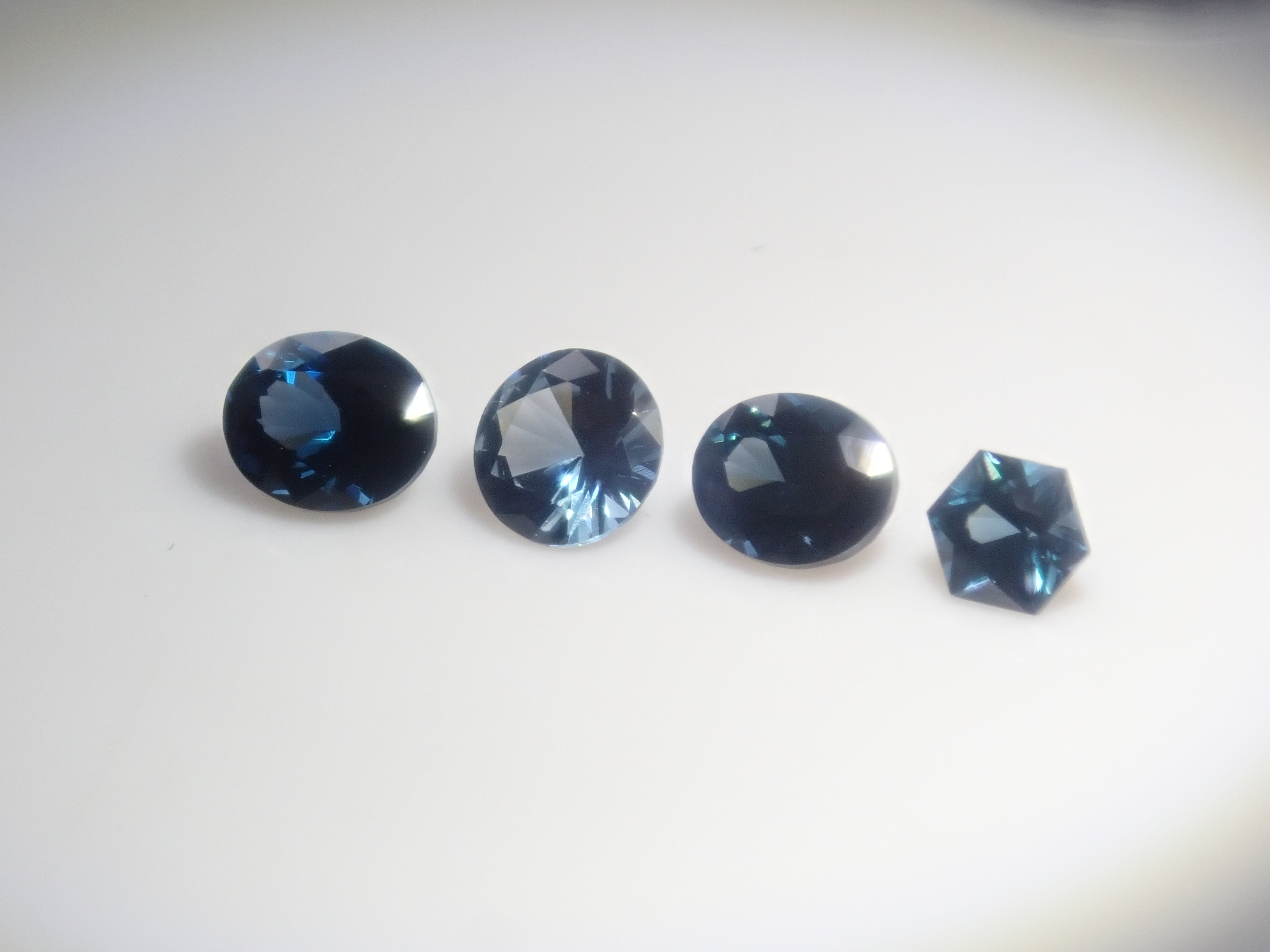 【2/21 22時販売】《限定11石》ブルー石ガチャ（通常22,800円のブラジル産パライバトルマリン（CuO:1.7%,MnO:2.1%）・モザンビーク産パライバトルマリン・ジンバブエ産ユークレースなど）《複数購入割引有》