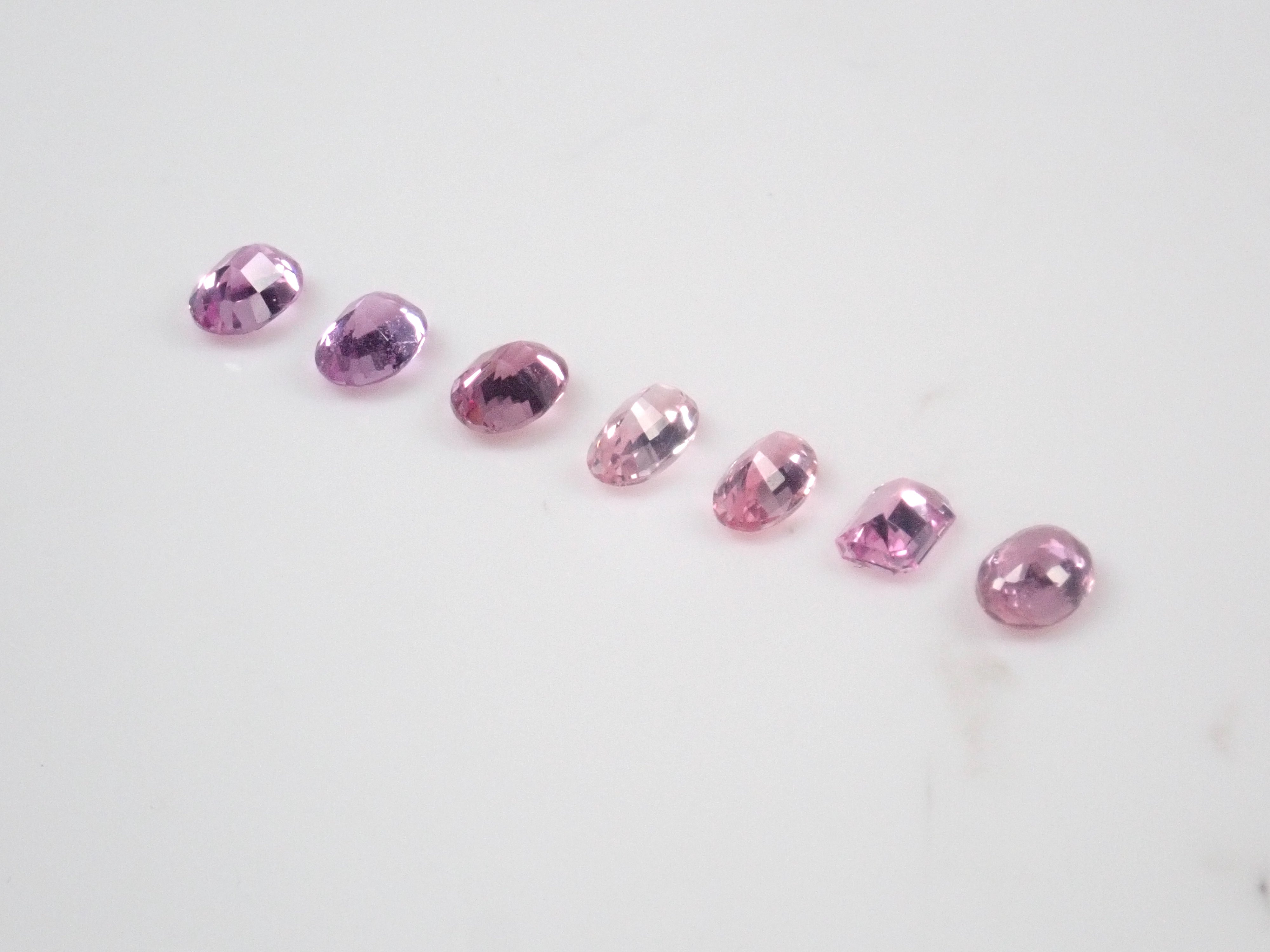 [8/4 22:00 發售] [限量 7 顆] 粉紅藍寶石扭蛋💎（僅含 1 顆帕帕拉恰藍寶石 0.322 克拉 DGL 證書）散裝 1 顆 [多買可折扣]