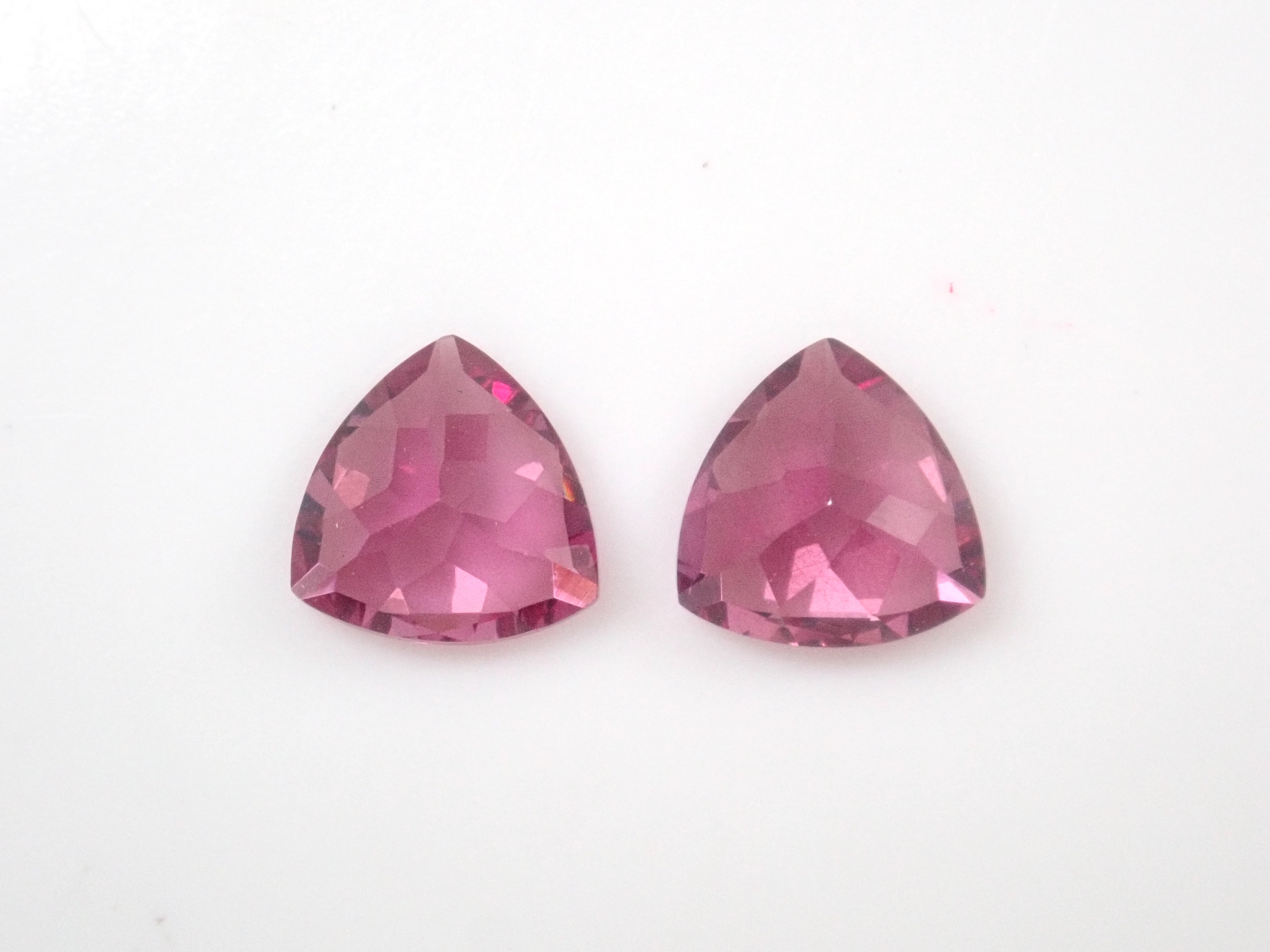 [Limited to 2 stones] 1 Brazilian rhodolite garnet loose stone (trillion cut, 6mm) [Multiple purchase discount available]