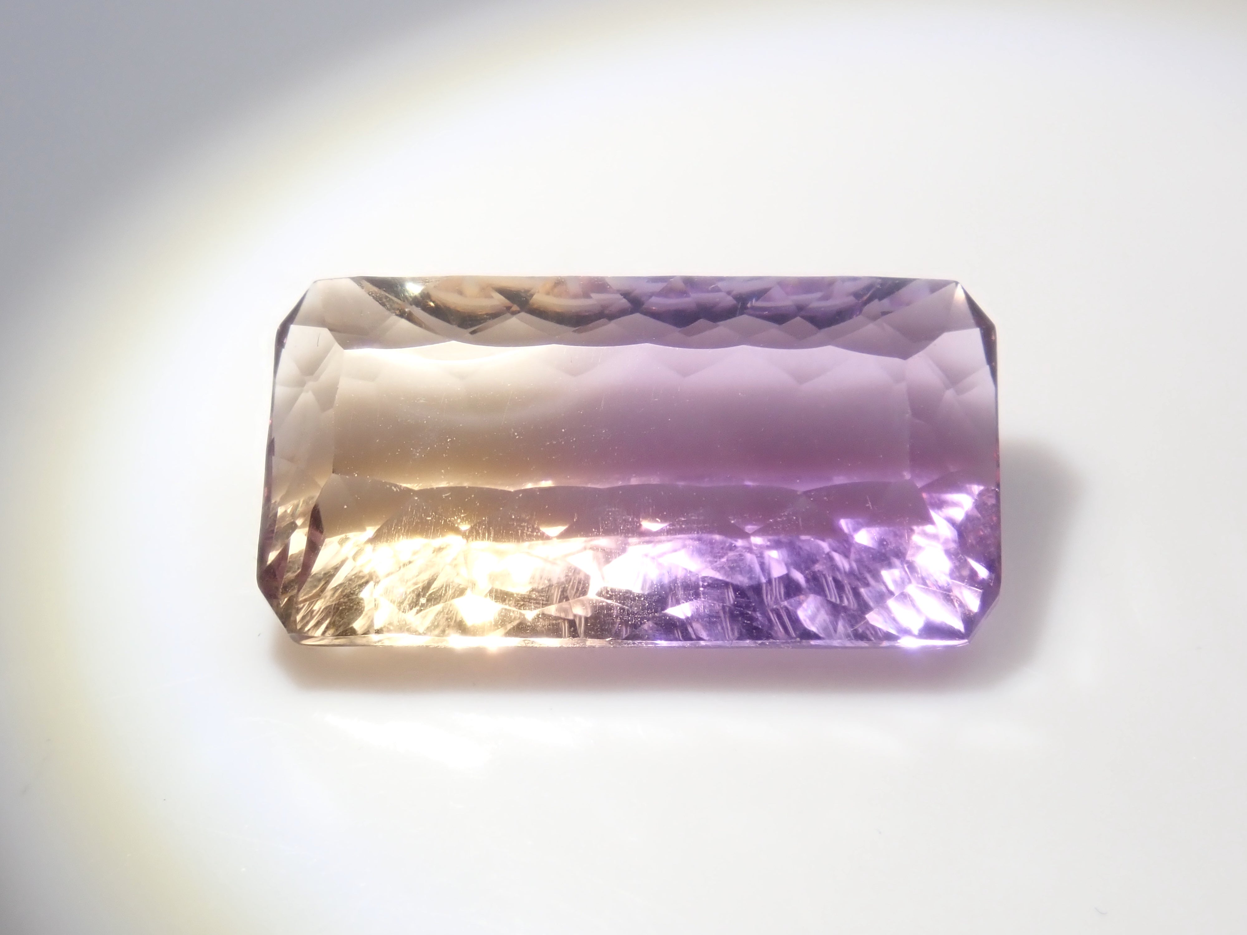 [On sale at 22:00 on 6/20] {Limited to 8 stones} 1 Brazilian ametrine loose stone (concave cut, average 7ct) {Multiple purchase discounts available}