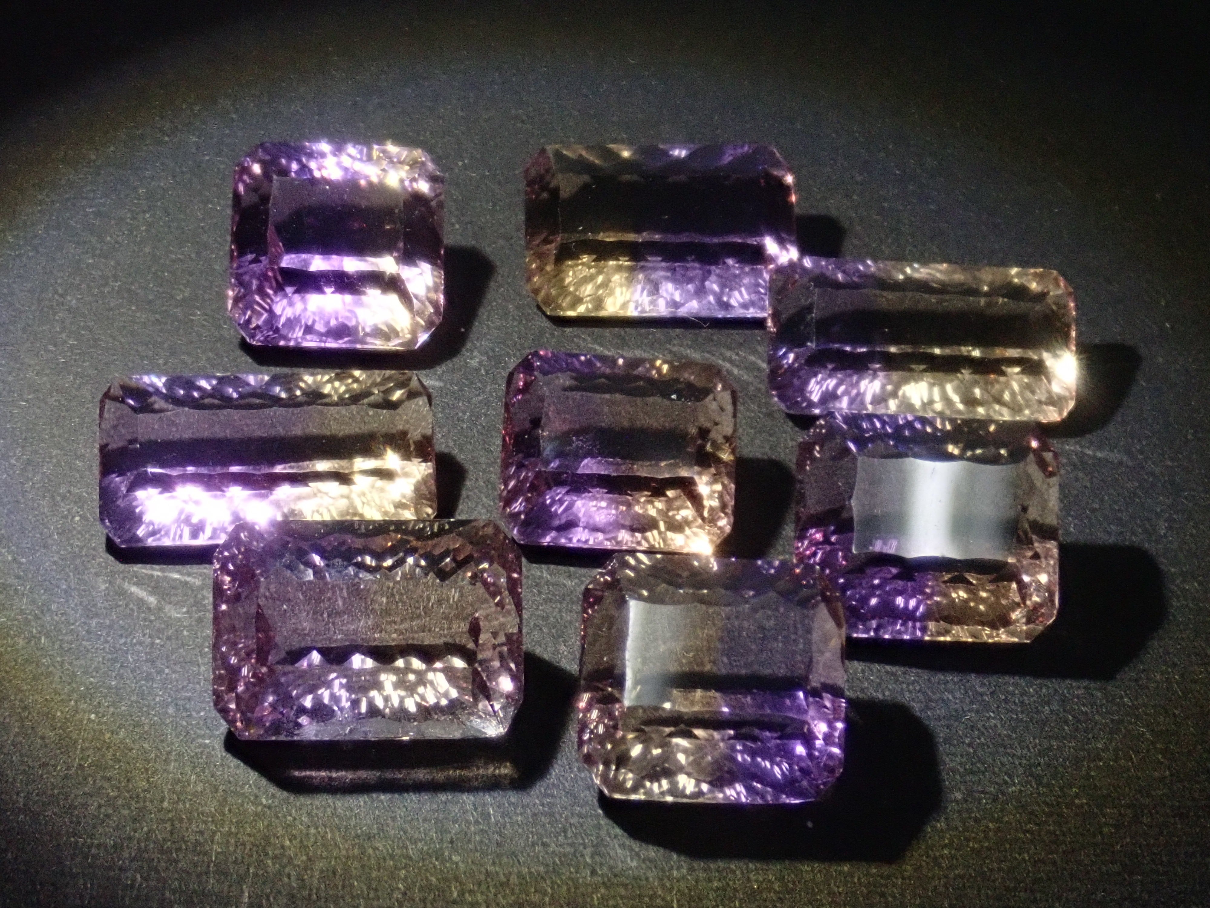 [On sale at 22:00 on 6/20] {Limited to 8 stones} 1 Brazilian ametrine loose stone (concave cut, average 7ct) {Multiple purchase discounts available}