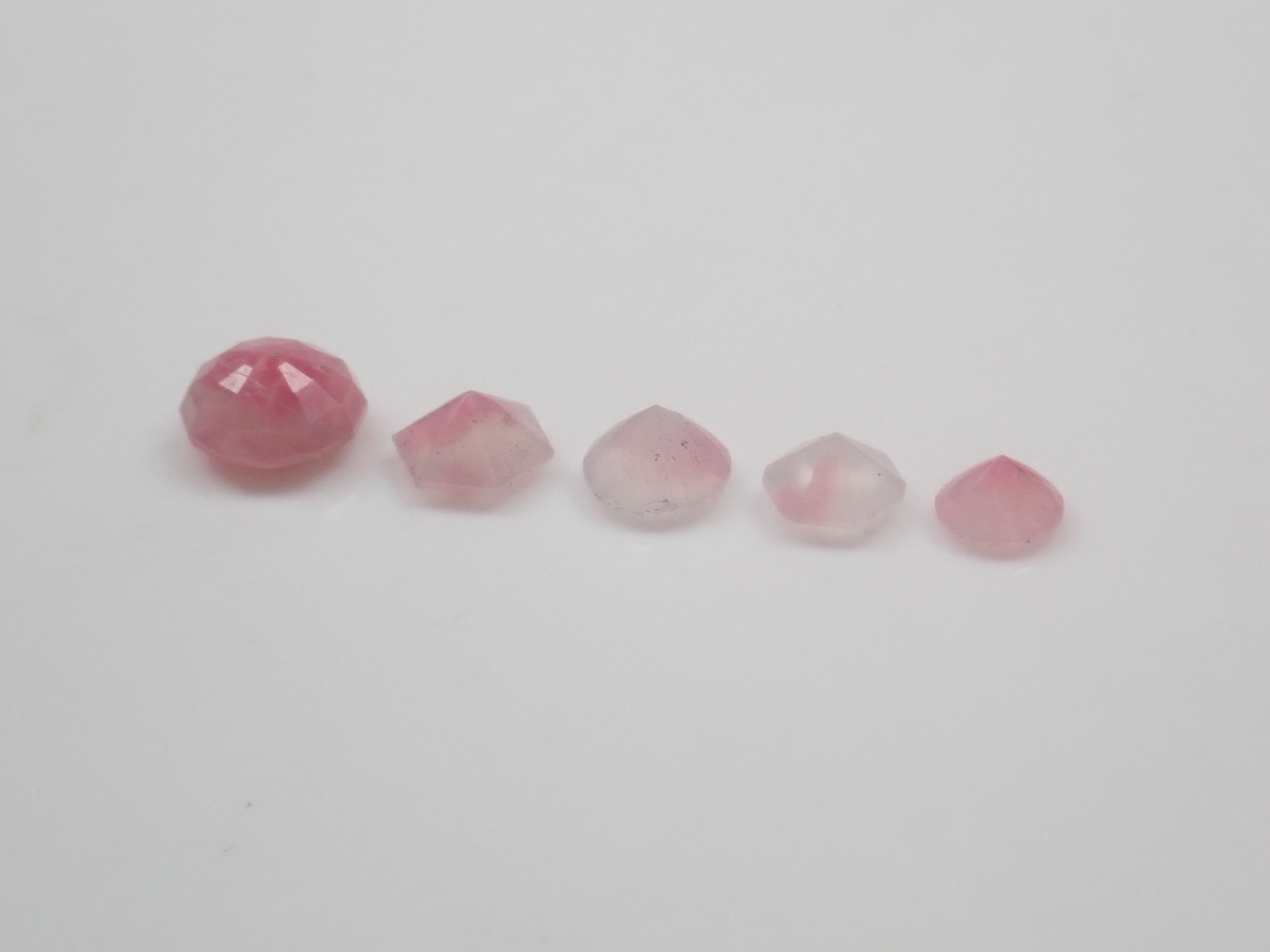[Available at 10 PM on August 2nd] [Limited to 5 stones] Brazilian Rhodonite in Quartz (Faceted Cut) - 1 stone [Multiple purchase discounts available]