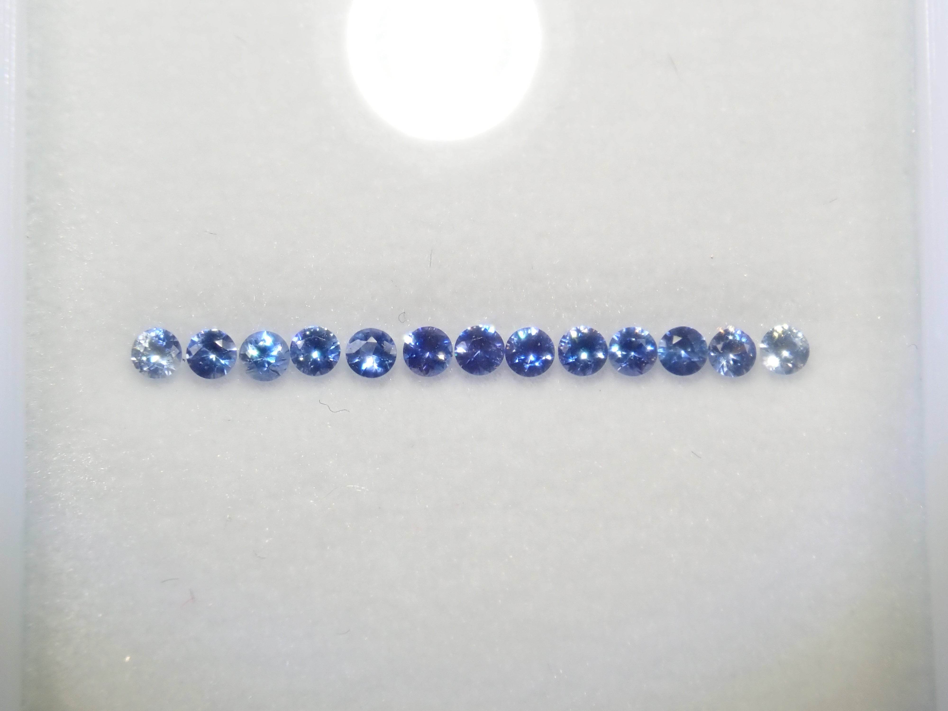 ベニトアイト13石・ハーフエタニティリングセット（1.8mm,グラデーションセット)　