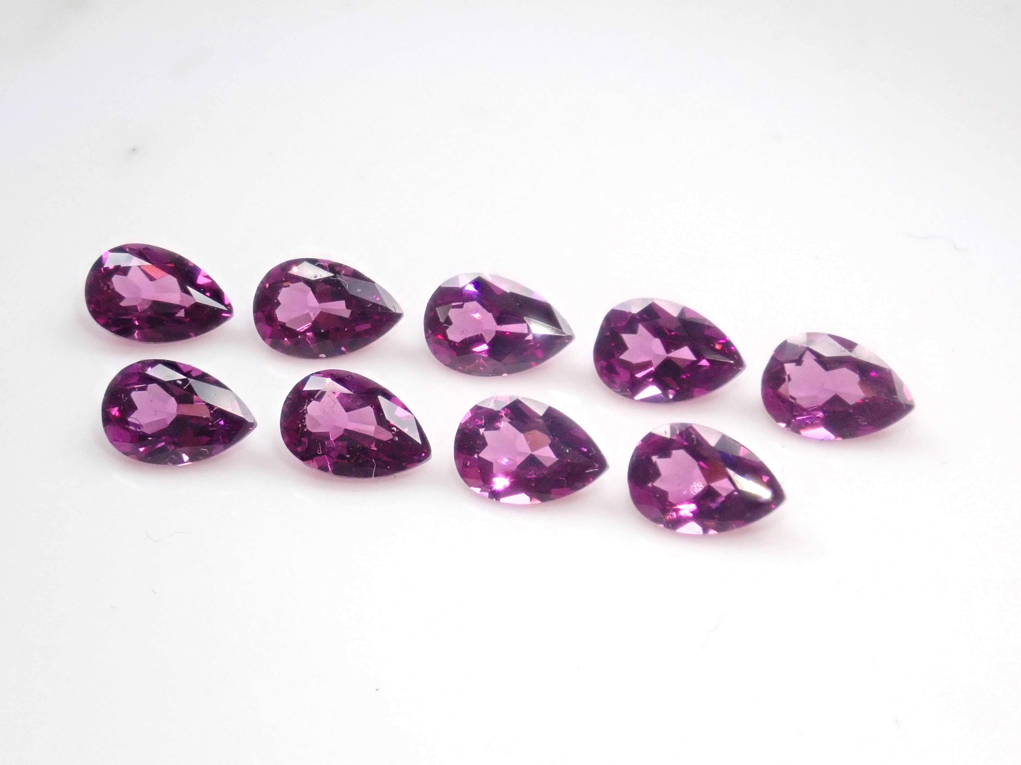 【5/11 22時販売】《数量限定》モザンビーク産グレープガーネット1石ルース（4×6mm,ペアシェイプカット）《複数購入割引有》