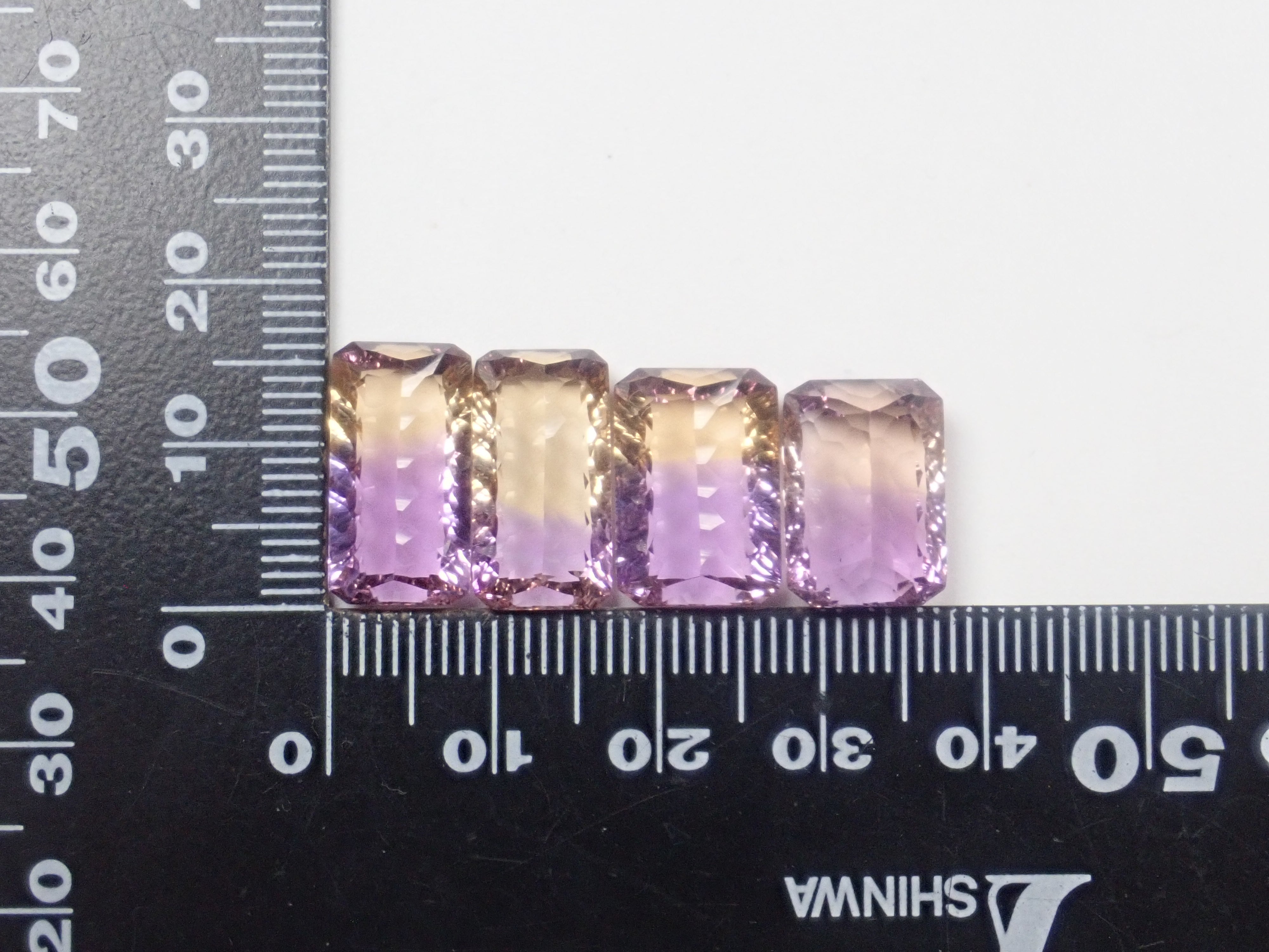 [On sale at 22:00 on 6/20] {Limited to 8 stones} 1 Brazilian ametrine loose stone (concave cut, average 7ct) {Multiple purchase discounts available}