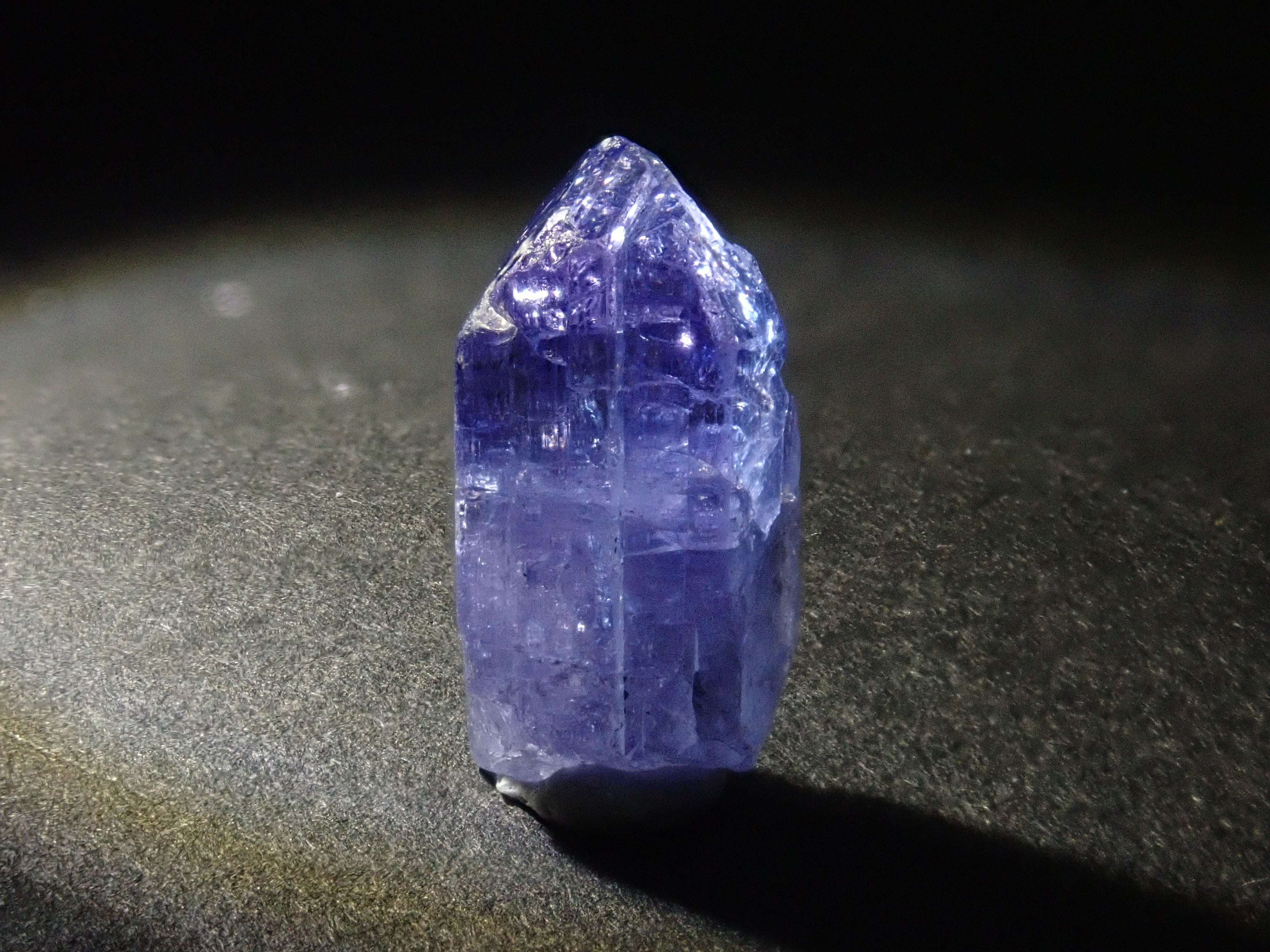 Limited to 11 stones: Set of 2 Tanzanite rough stones and loose stones from Tanzania: Discounts for multiple purchases