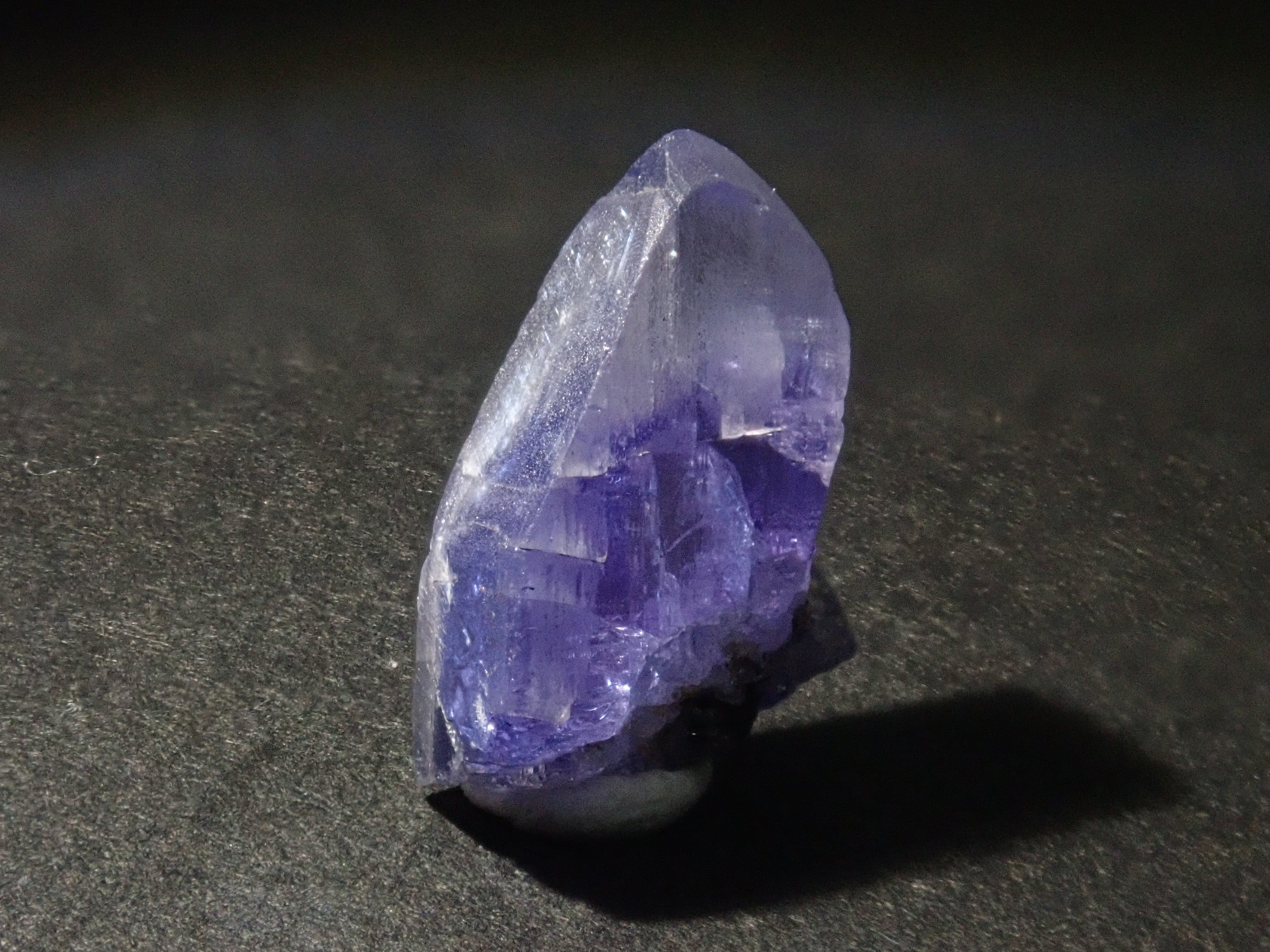 Limited to 11 stones: Set of 2 Tanzanite rough stones and loose stones from Tanzania: Discounts for multiple purchases