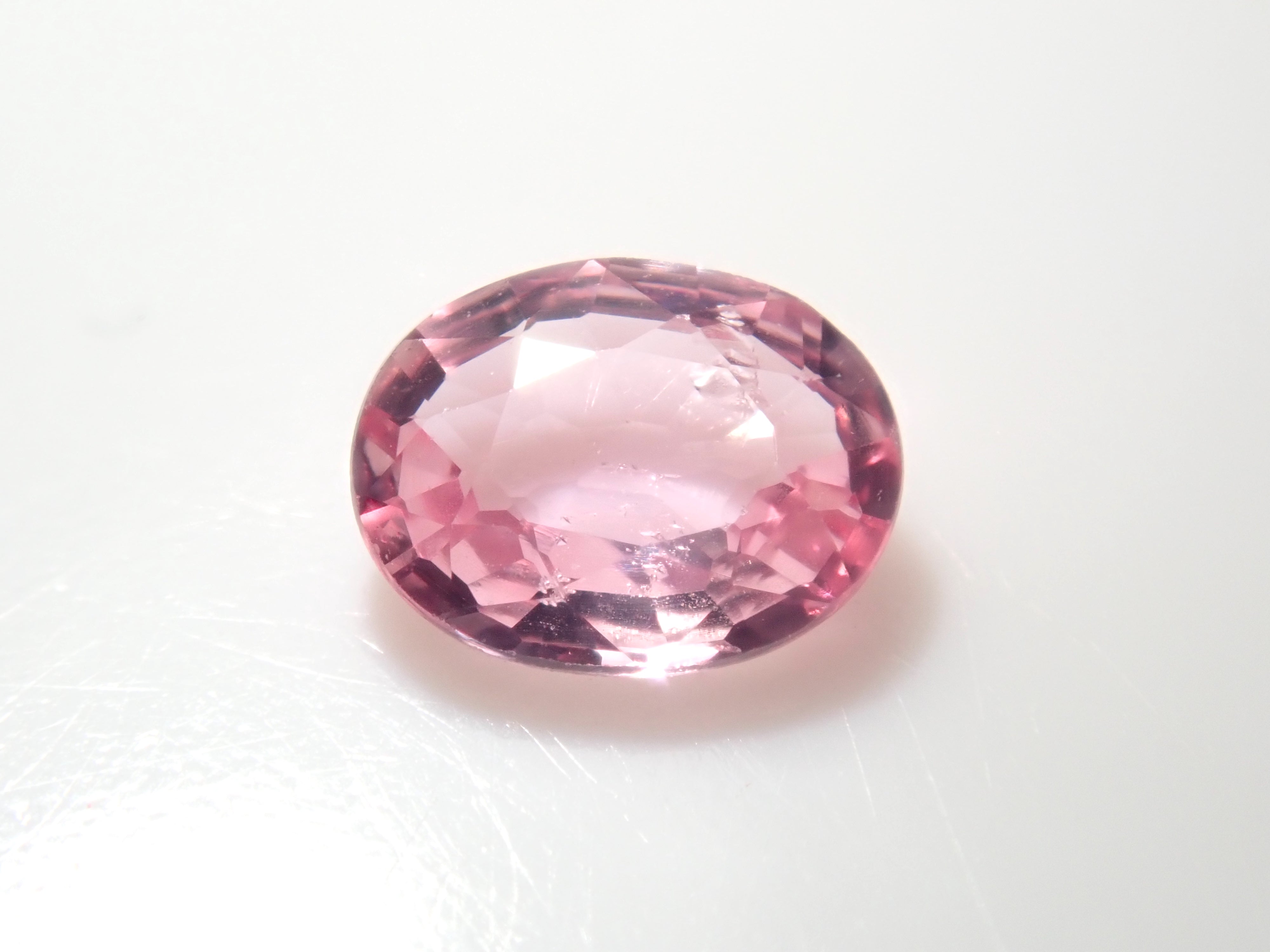 [On sale from 10pm on 8/4] Limited to 4 stones Pink Sapphire Gacha💎 (Only 1 stone is Padparadscha Sapphire 0.215ct with DGL certificate) 1 loose stone [Multiple purchase discounts available]