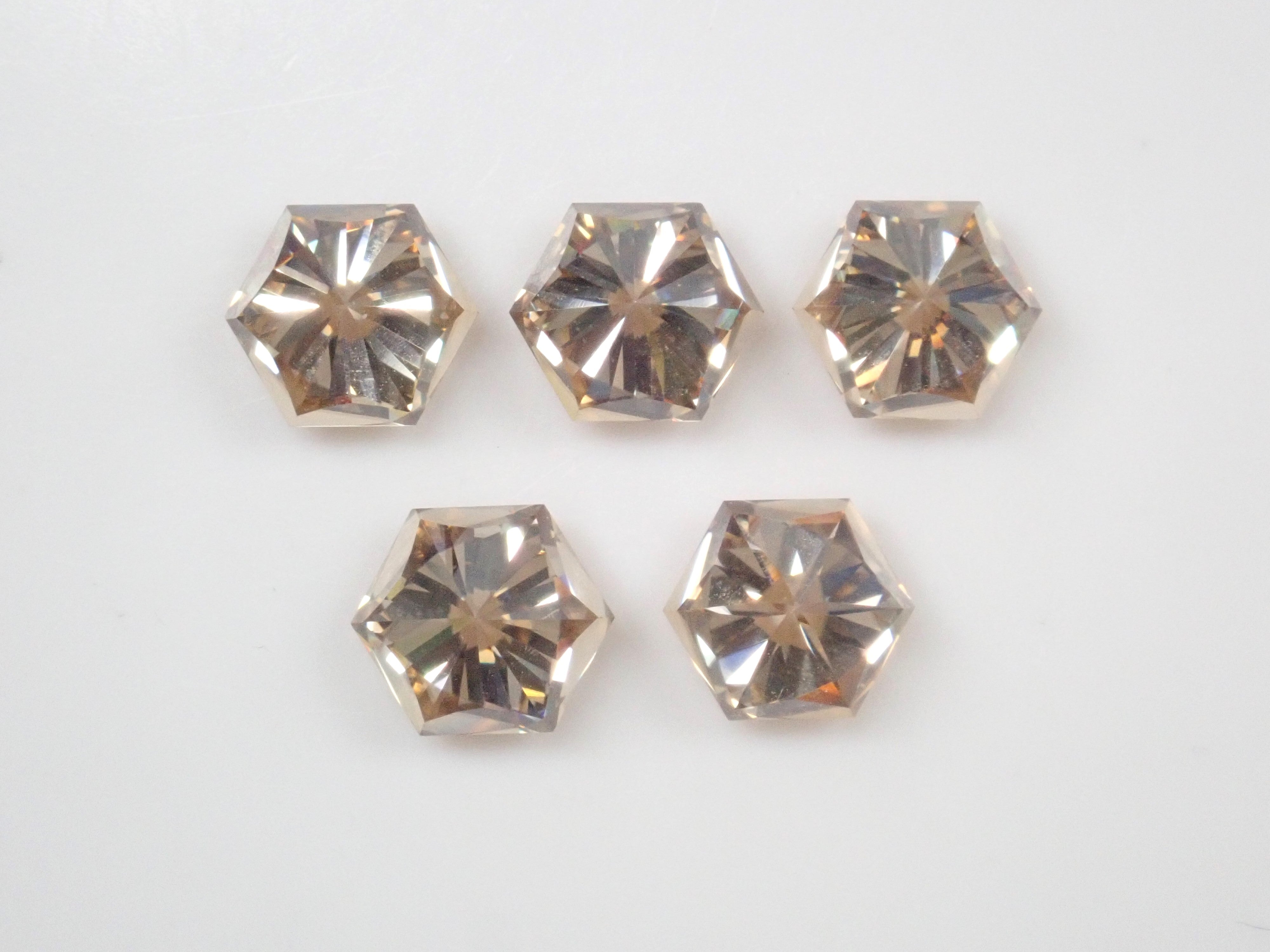 Limited to 5 stones: 1 synthetic moissanite loose stone (Sanjay cut hexagonal, 6mm) Multiple purchase discounts available