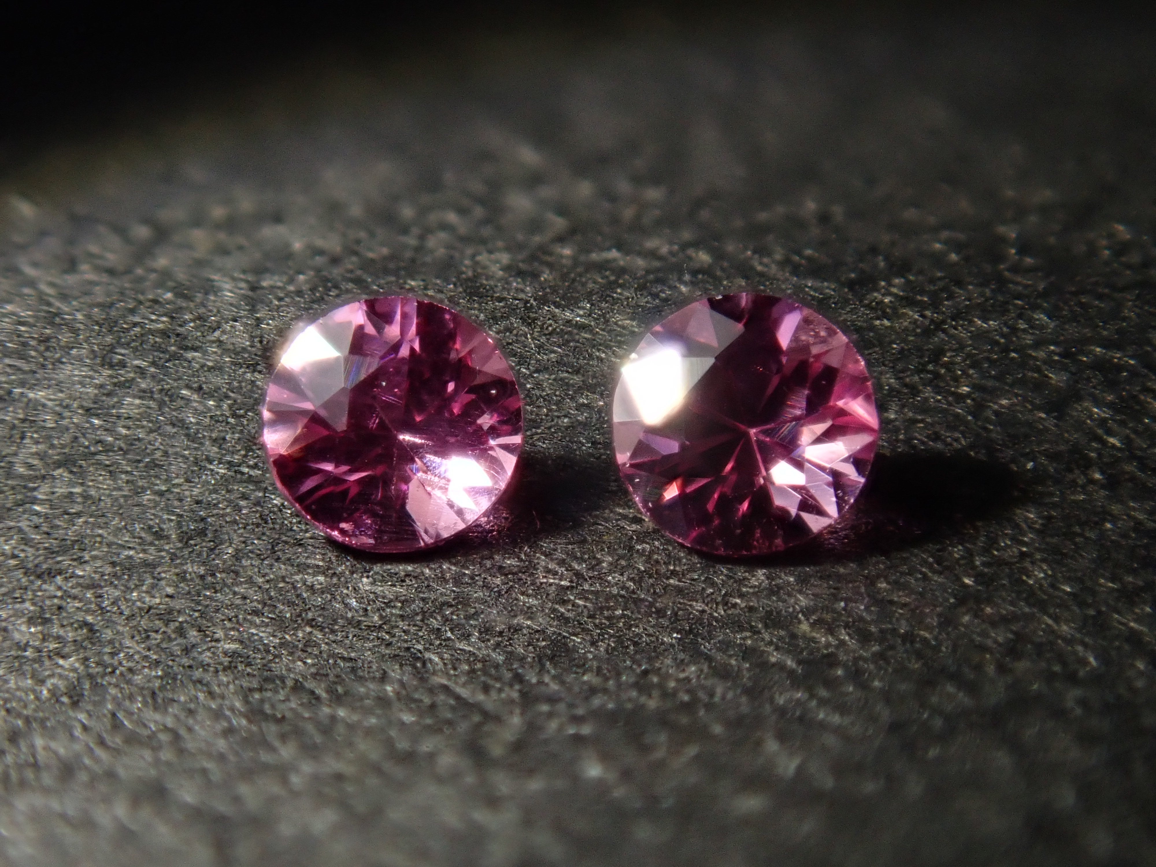 Tanzanian Mahenge Spinel 2-stone loose set (hot pink spinel, 1.8mm) {Multiple purchase discount available}