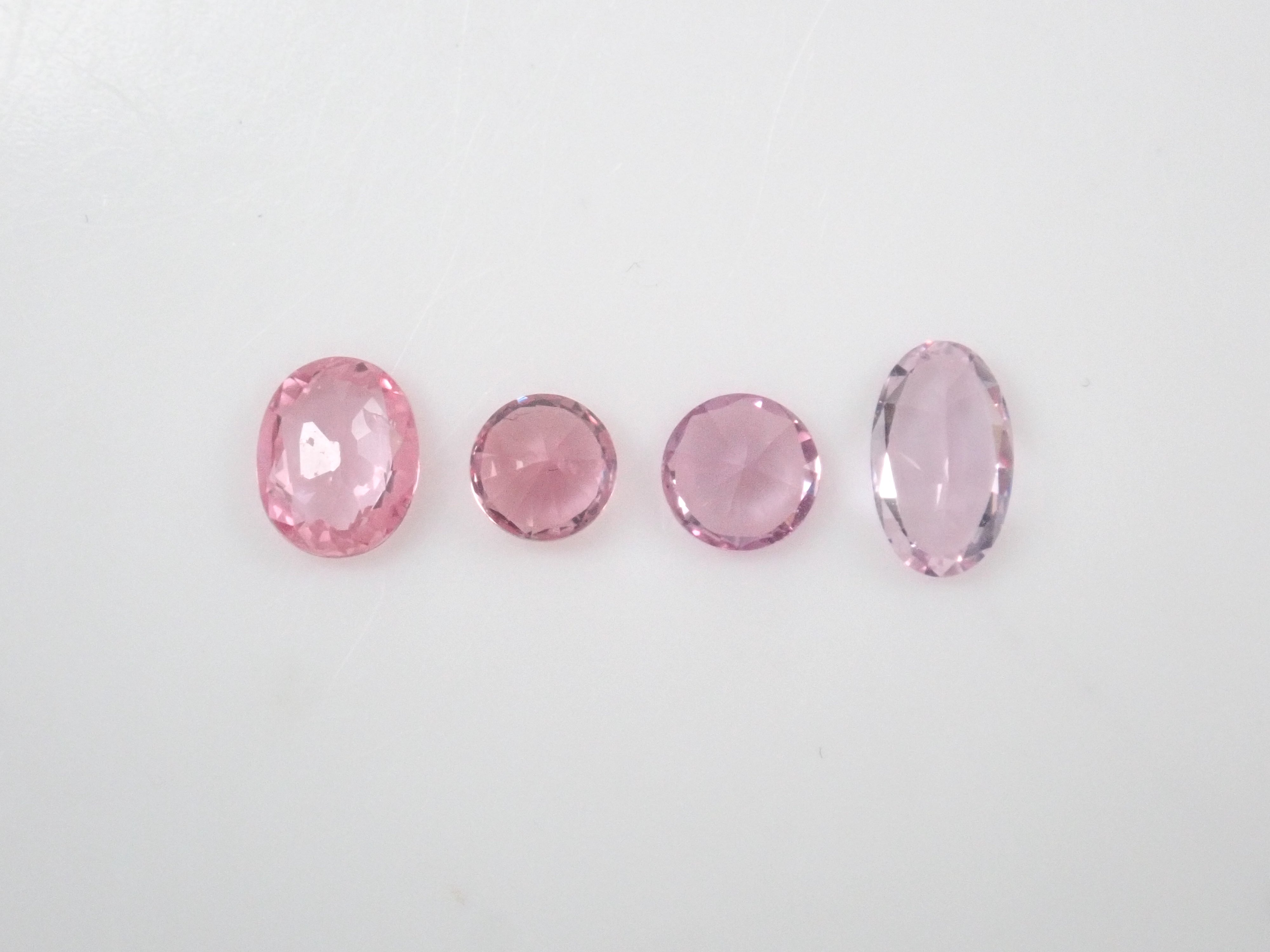 [On sale from 10pm on 8/4] Limited to 4 stones Pink Sapphire Gacha💎 (Only 1 stone is Padparadscha Sapphire 0.215ct with DGL certificate) 1 loose stone [Multiple purchase discounts available]