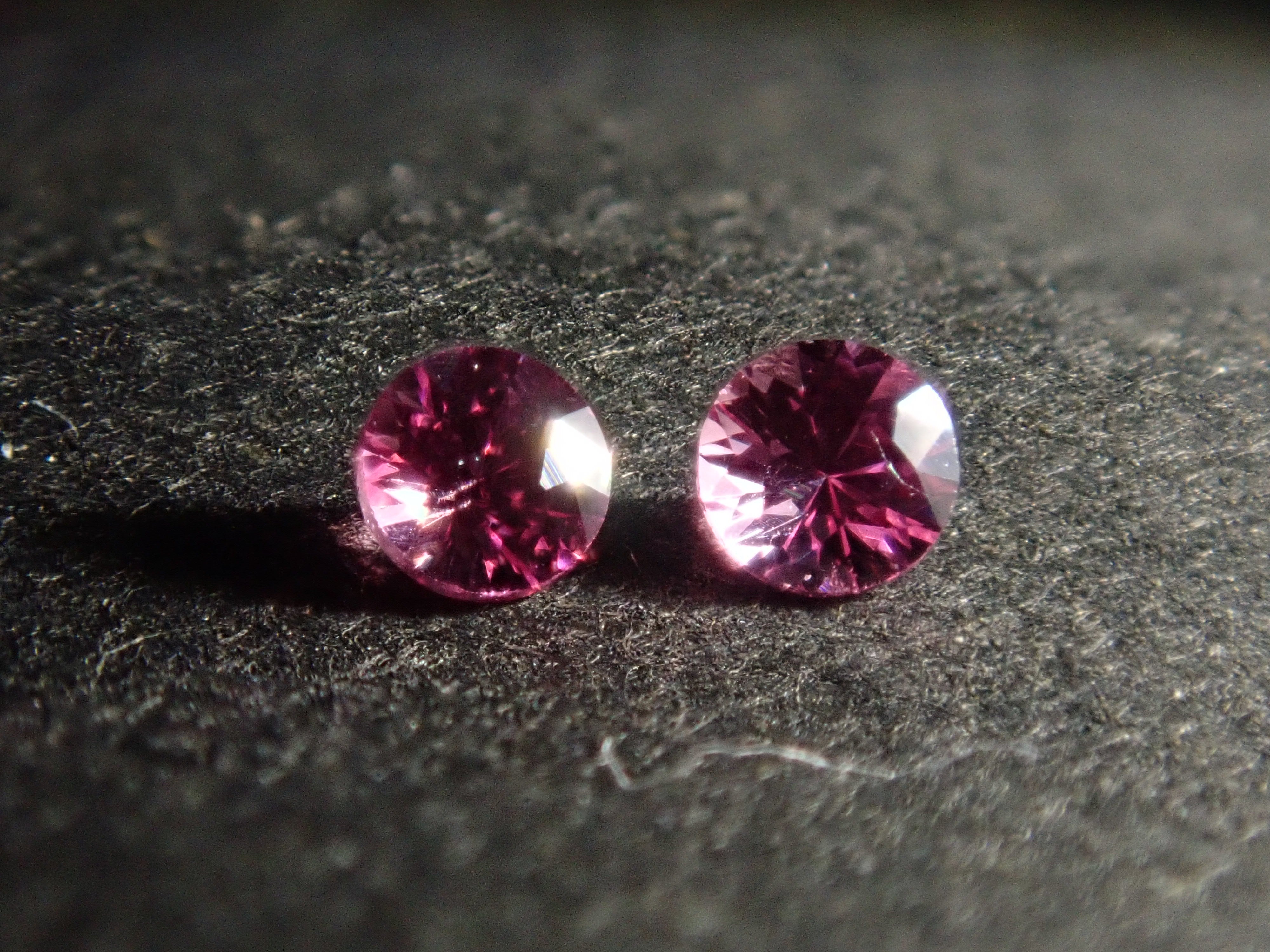 Tanzanian Mahenge Spinel 2-stone loose set (hot pink spinel, 1.8mm) {Multiple purchase discount available}