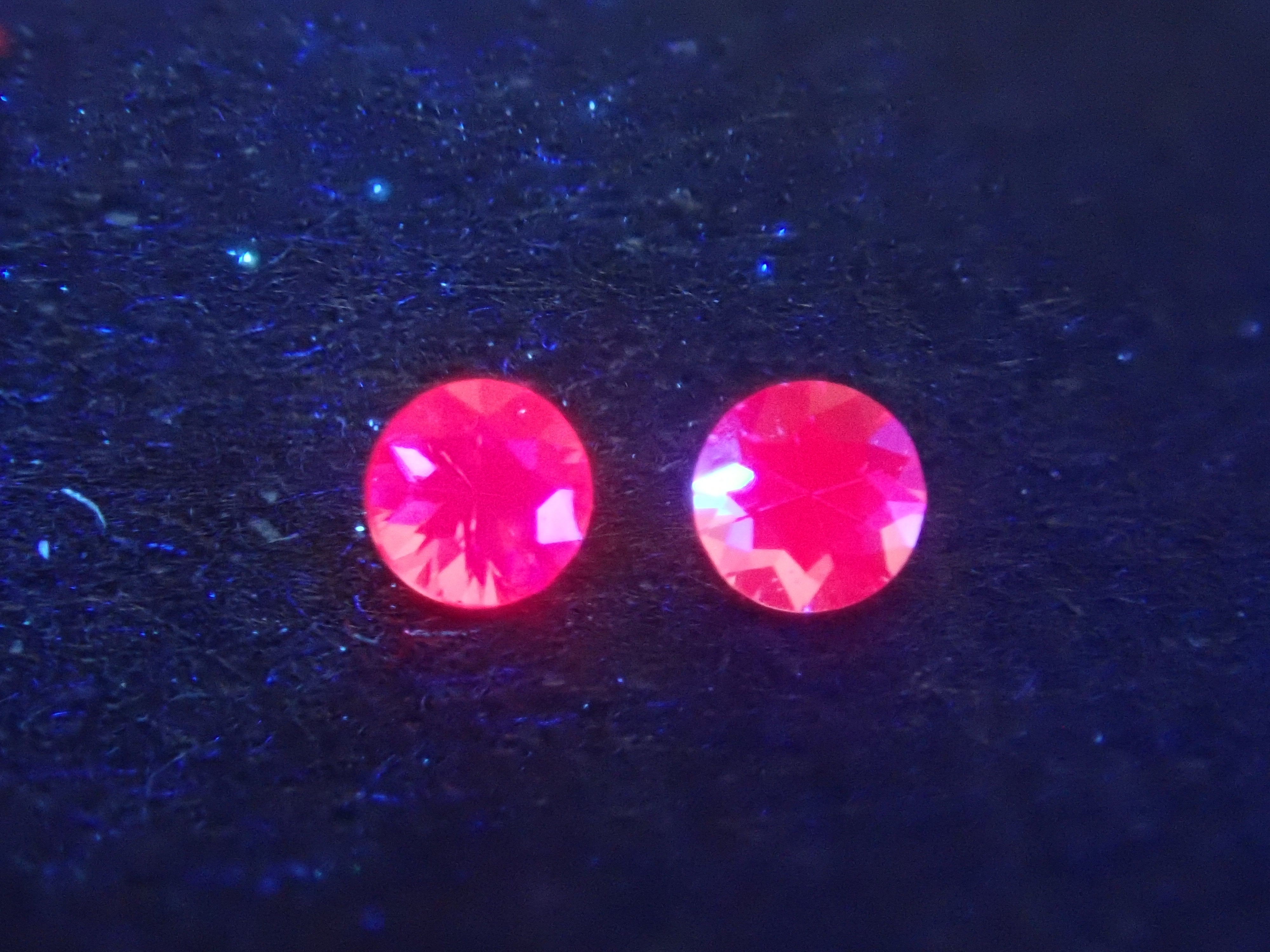 Tanzanian Mahenge Spinel 2-stone loose set (hot pink spinel, 1.8mm) {Multiple purchase discount available}