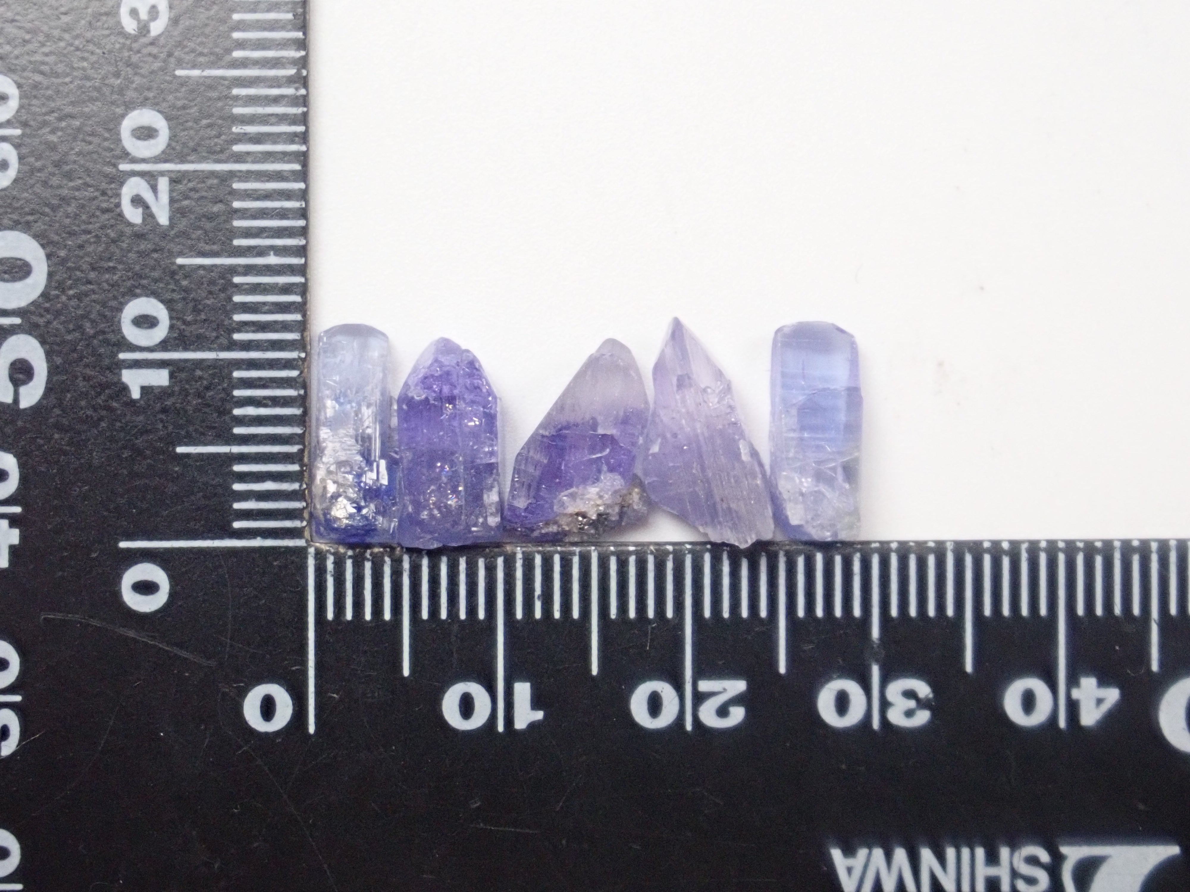 Limited to 11 stones: Set of 2 Tanzanite rough stones and loose stones from Tanzania: Discounts for multiple purchases