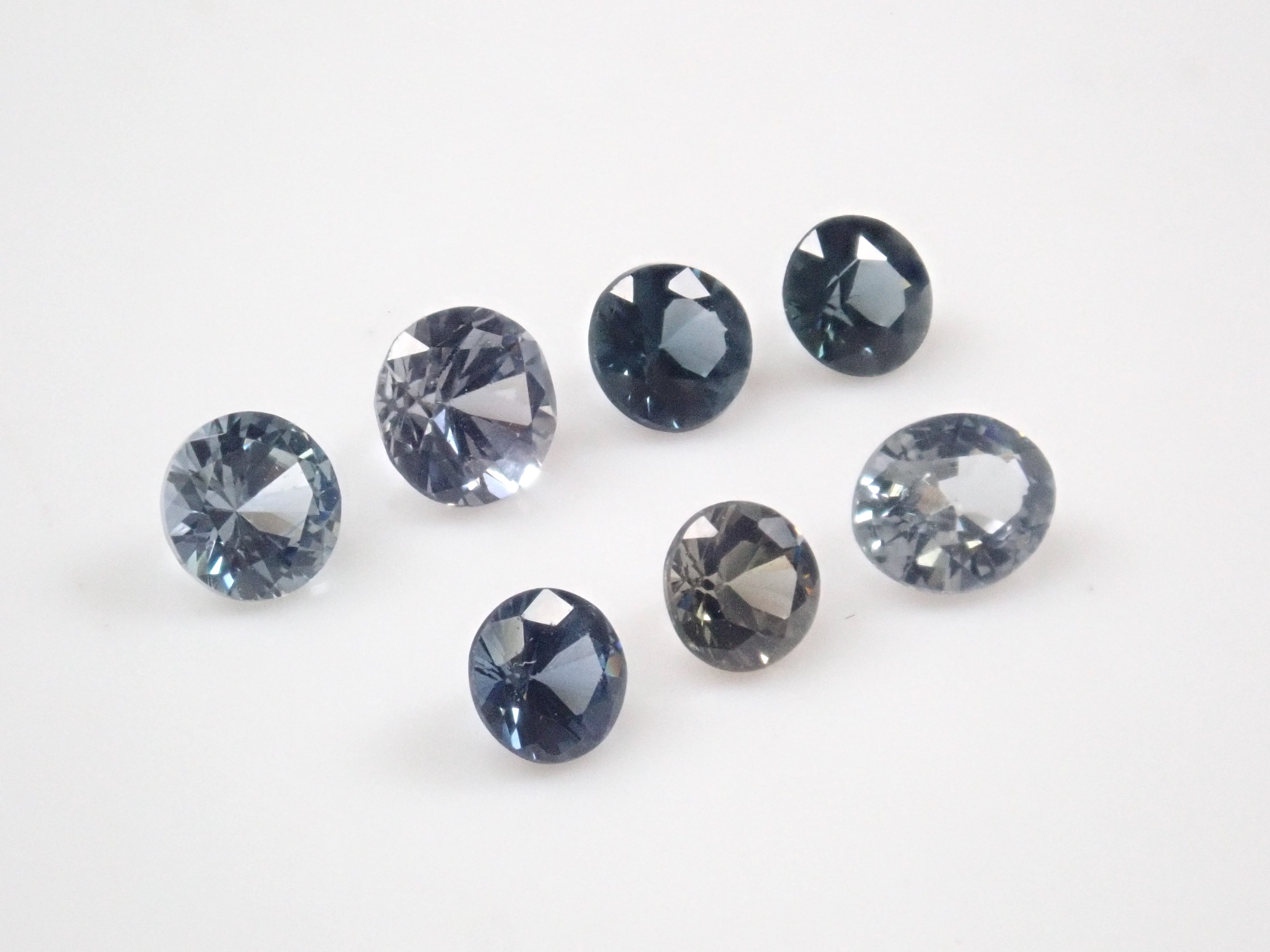 [On sale from 22:00 on August 8th] [Limited to 6 stones] 1 loose stone of spinel (blue/purple) from Madagascar [Multiple purchase discounts available]