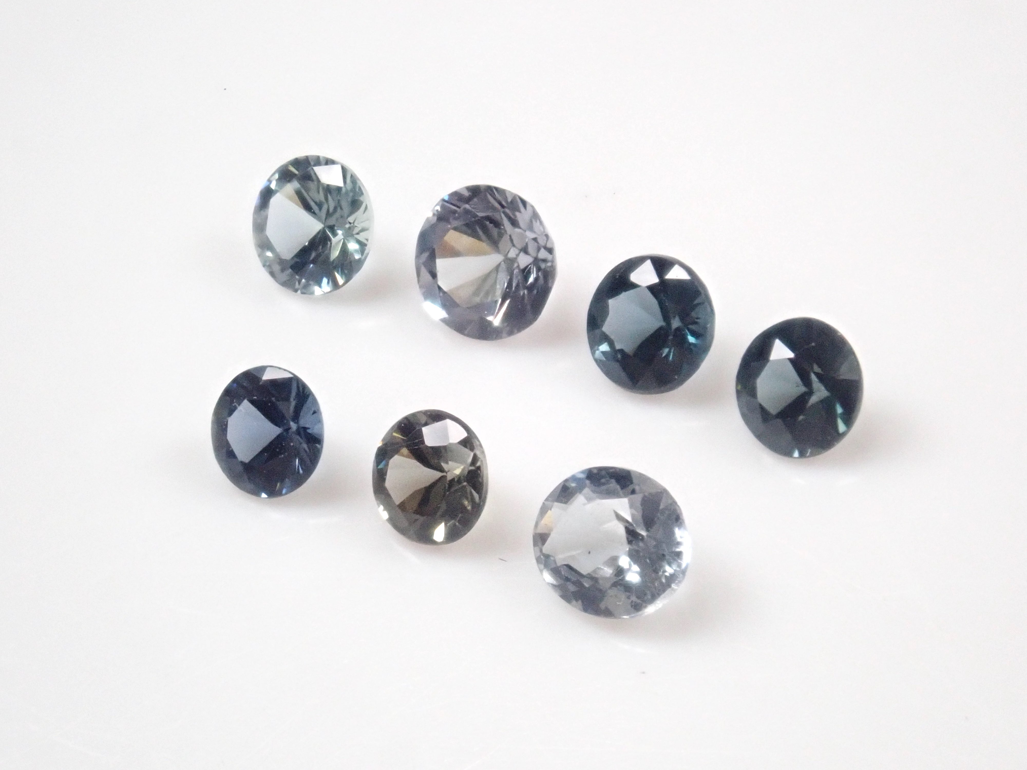 [On sale from 22:00 on August 8th] [Limited to 6 stones] 1 loose stone of spinel (blue/purple) from Madagascar [Multiple purchase discounts available]