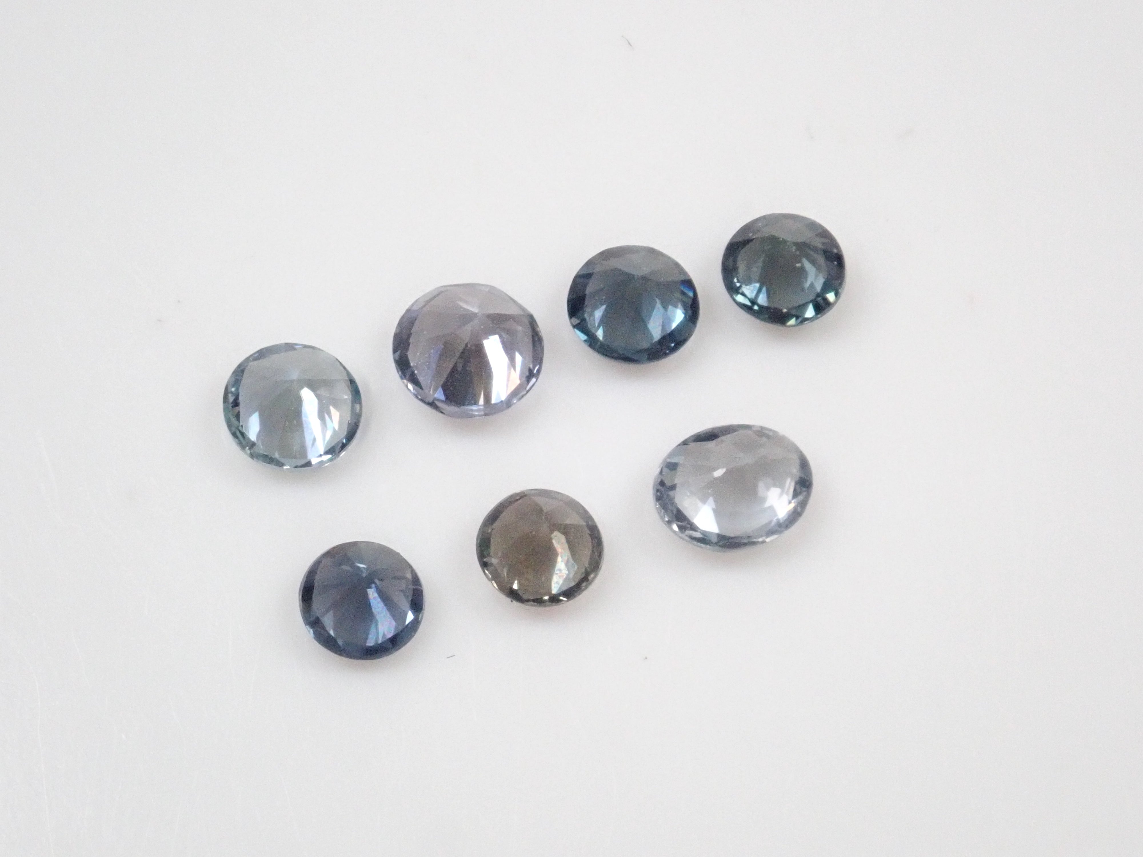 [On sale from 22:00 on August 8th] [Limited to 6 stones] 1 loose stone of spinel (blue/purple) from Madagascar [Multiple purchase discounts available]