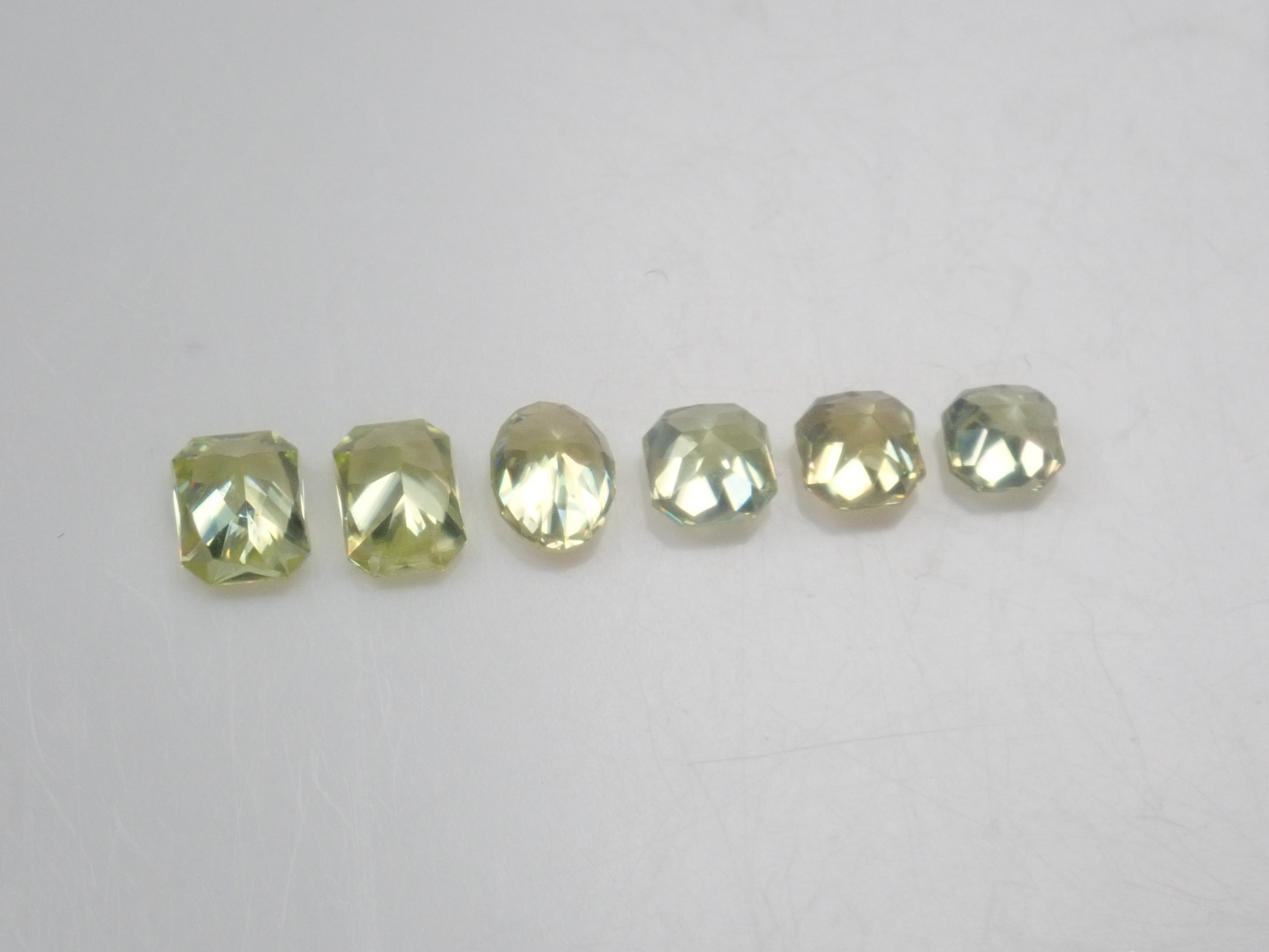 [Available at 10 PM on August 2nd] [Limited to 6 stones] Zimbabwean sphene loose stone [Multiple purchase discounts available]