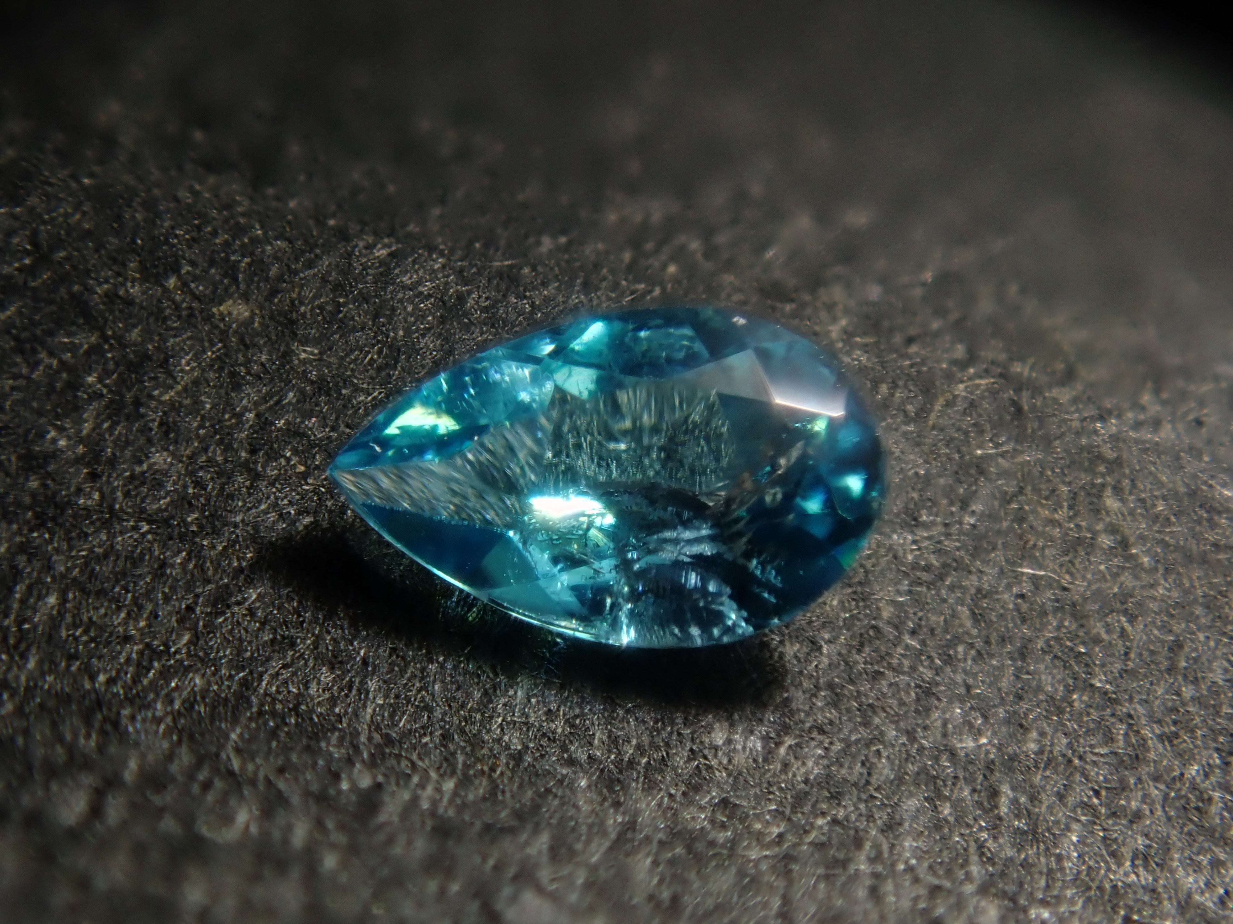 【2/21 22時販売】《限定11石》ブルー石ガチャ（通常22,800円のブラジル産パライバトルマリン（CuO:1.7%,MnO:2.1%）・モザンビーク産パライバトルマリン・ジンバブエ産ユークレースなど）《複数購入割引有》