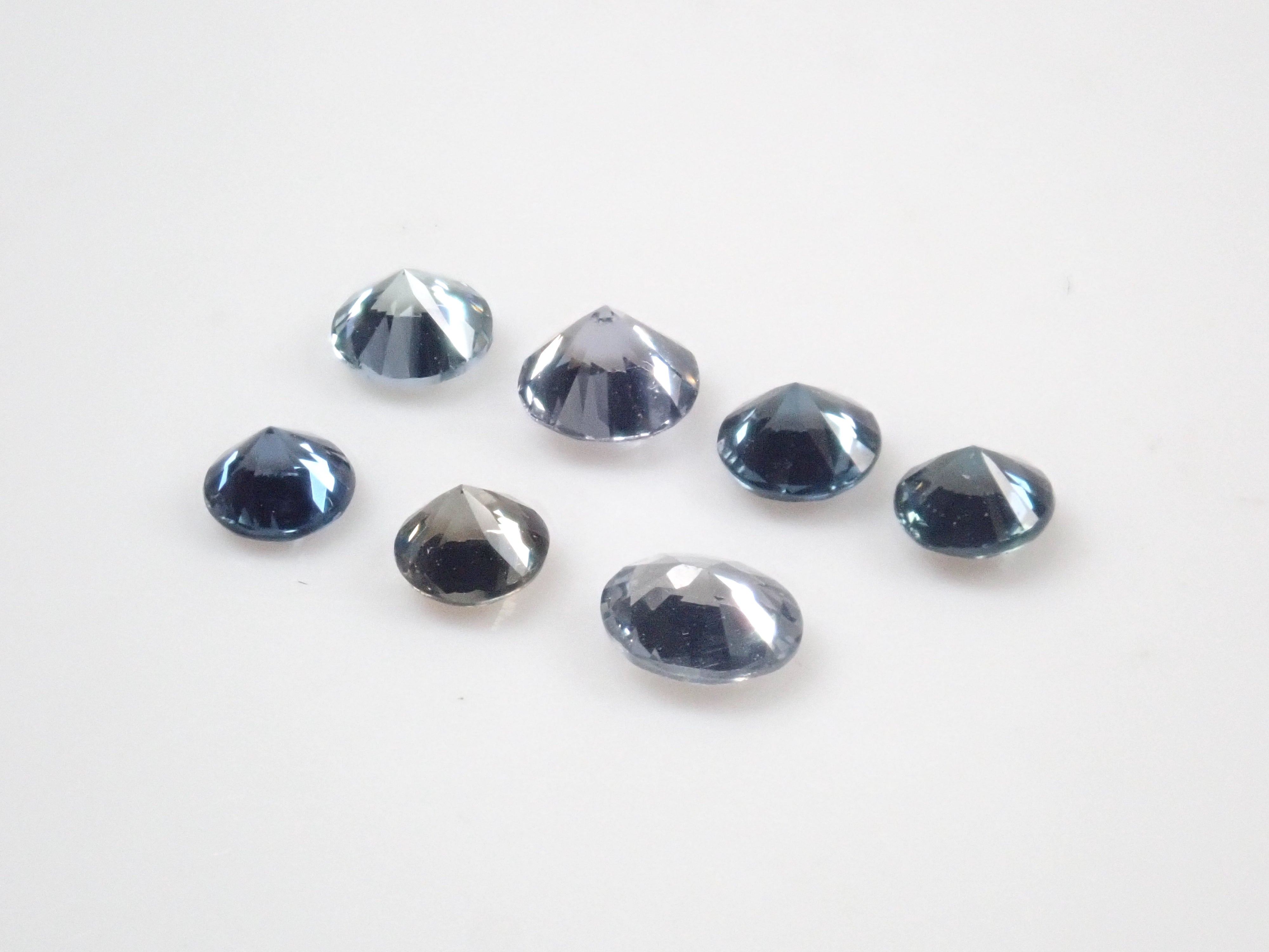 [On sale from 22:00 on August 8th] [Limited to 6 stones] 1 loose stone of spinel (blue/purple) from Madagascar [Multiple purchase discounts available]