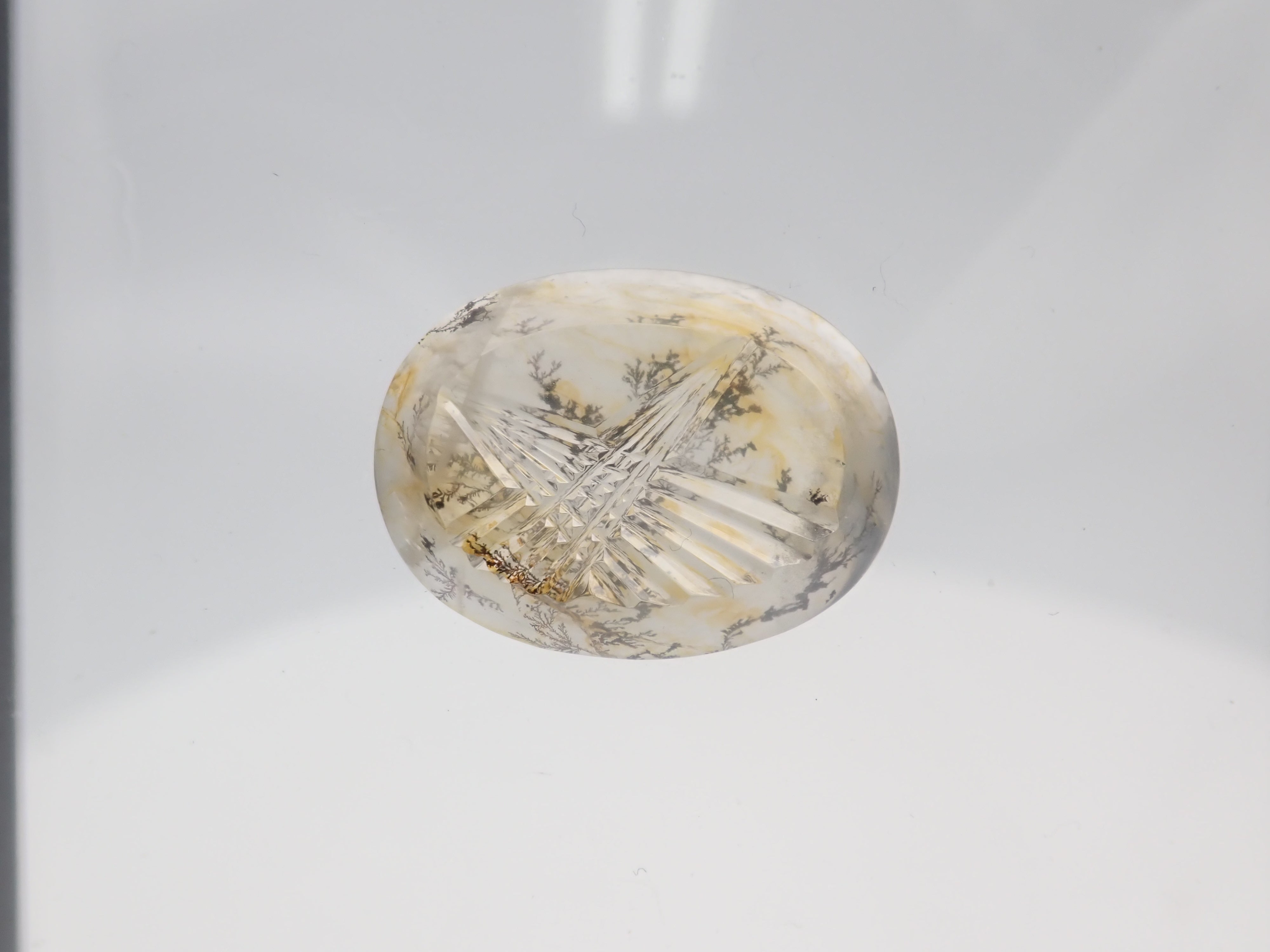 [On Sale / ] Limited to 11 Stones: Dendritic Quartz ① (including Koshu Precious Stone Cut) Gacha 1 Stone (Bonus Copper Rutile in Quartz 1 Stone) [Multiple Purchase Discounts Available]
