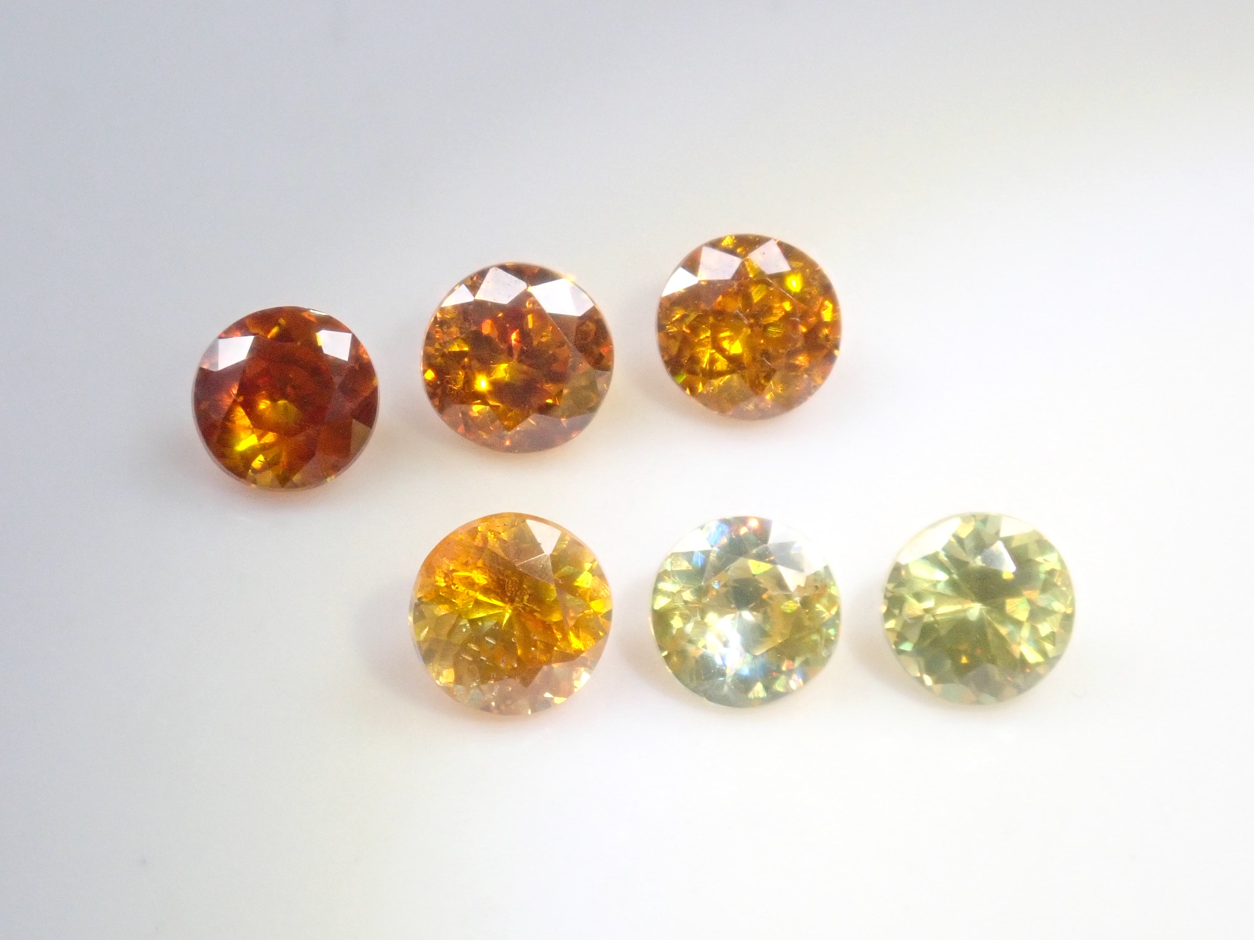 Spanish Sphalerite 1 stone loose (round cut, 4mm) {Multiple purchase discount available}